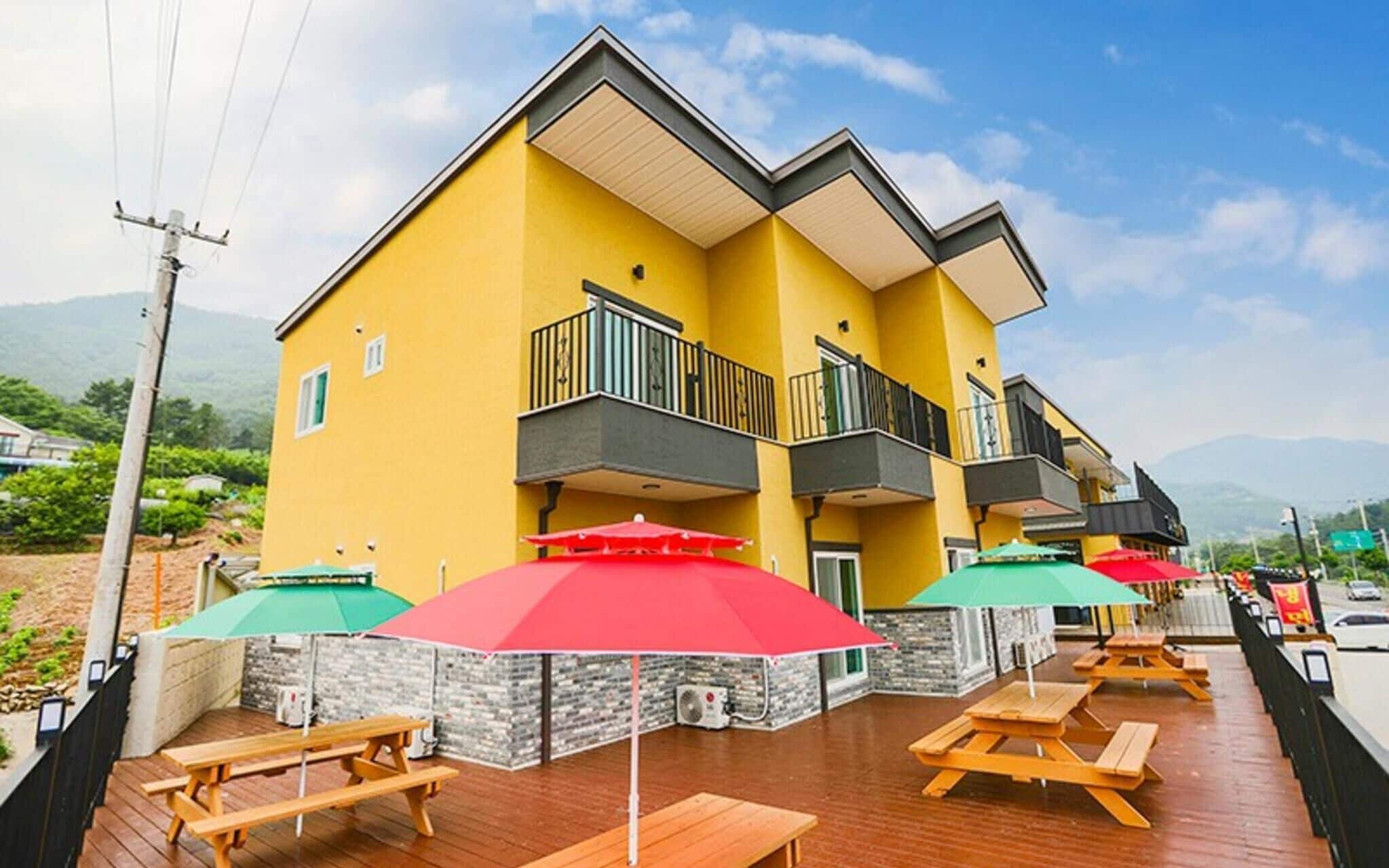 Namhae Gonige Pension