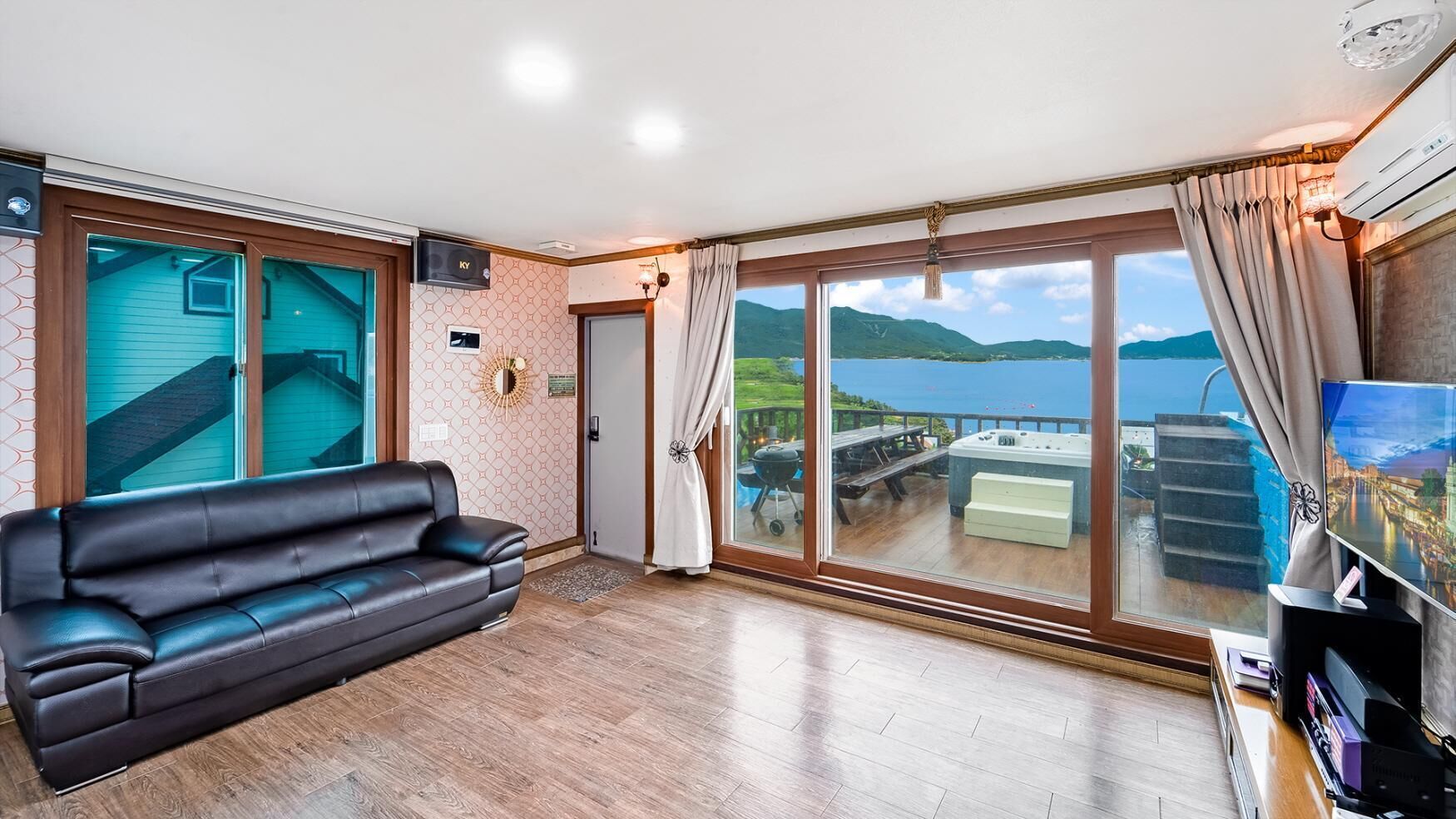 Namhae Harbor Resort
