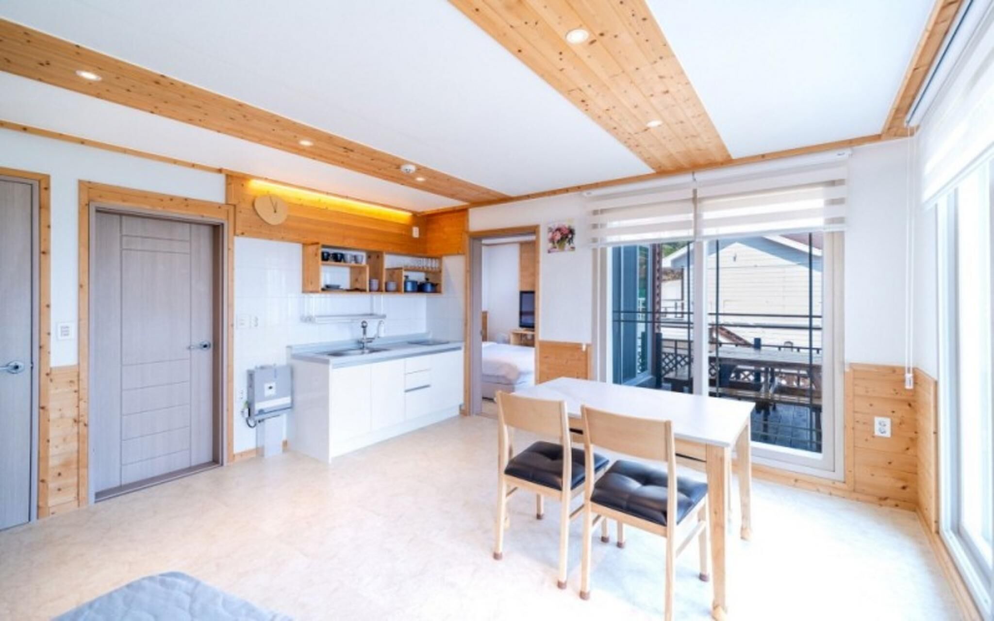Namhae Macaron Pension