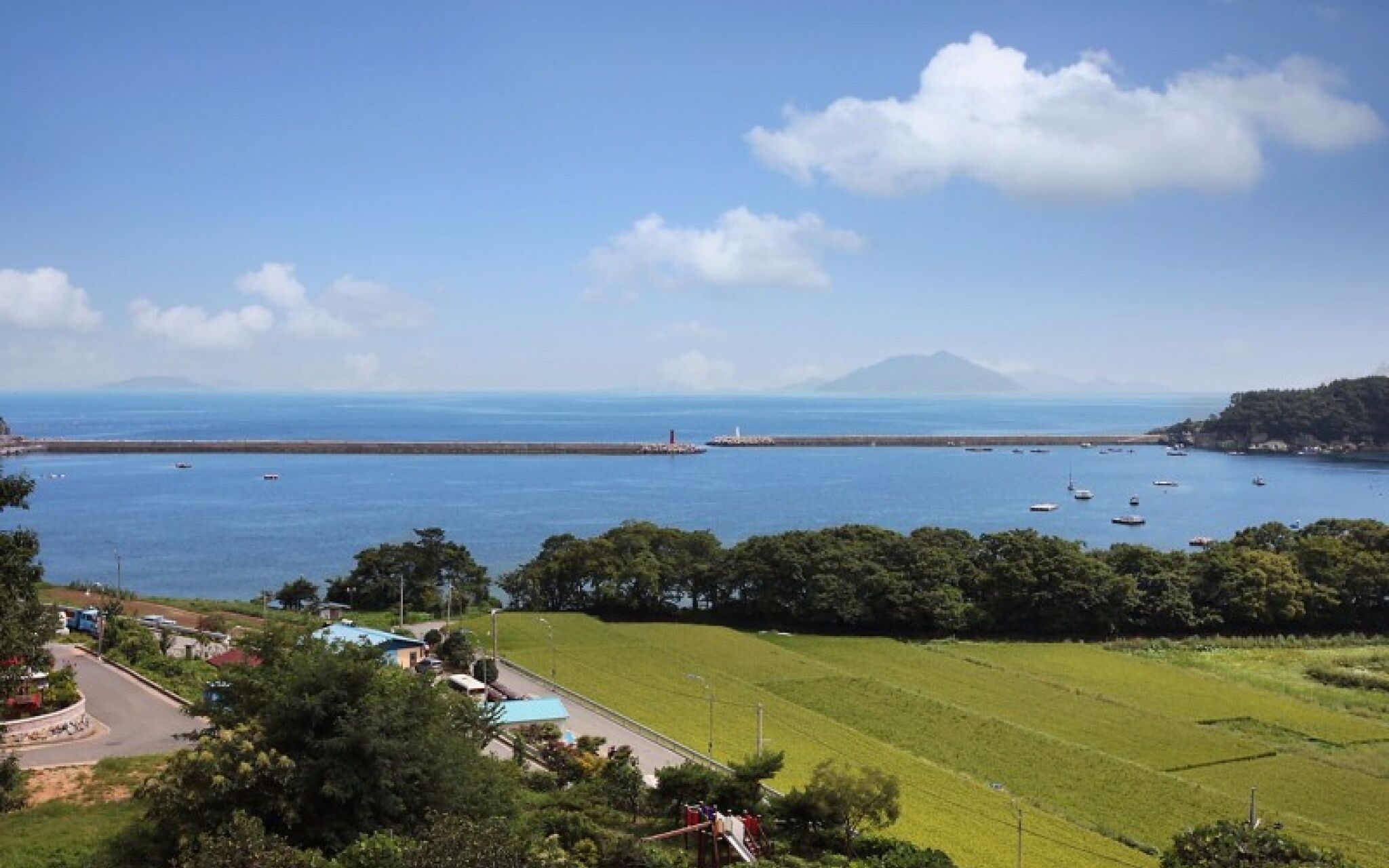 Namhae Memory Plus Bed and Breakfast