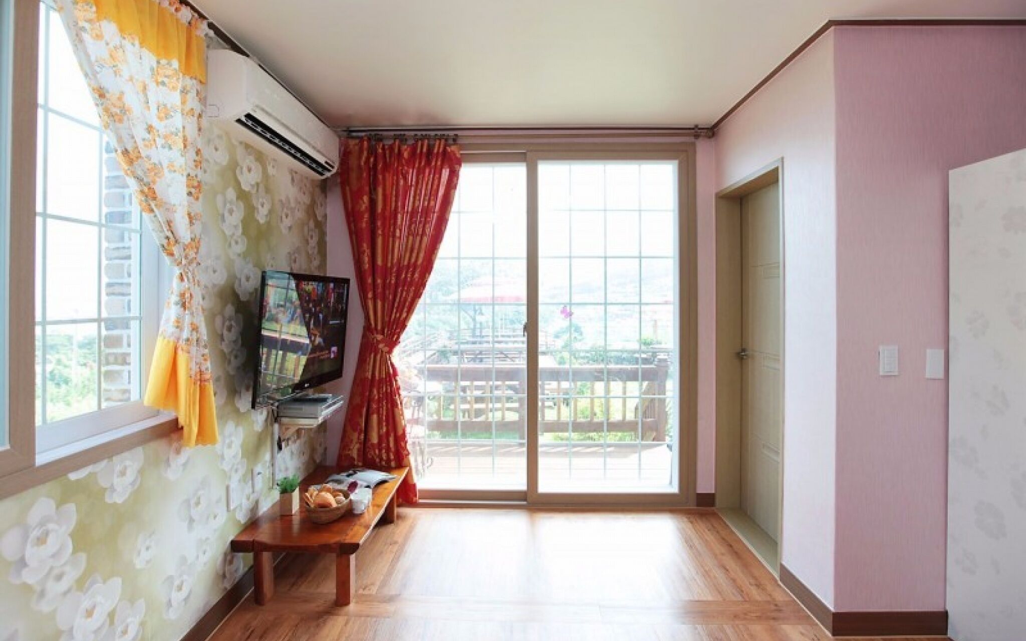 Namhae Memory Plus Bed and Breakfast