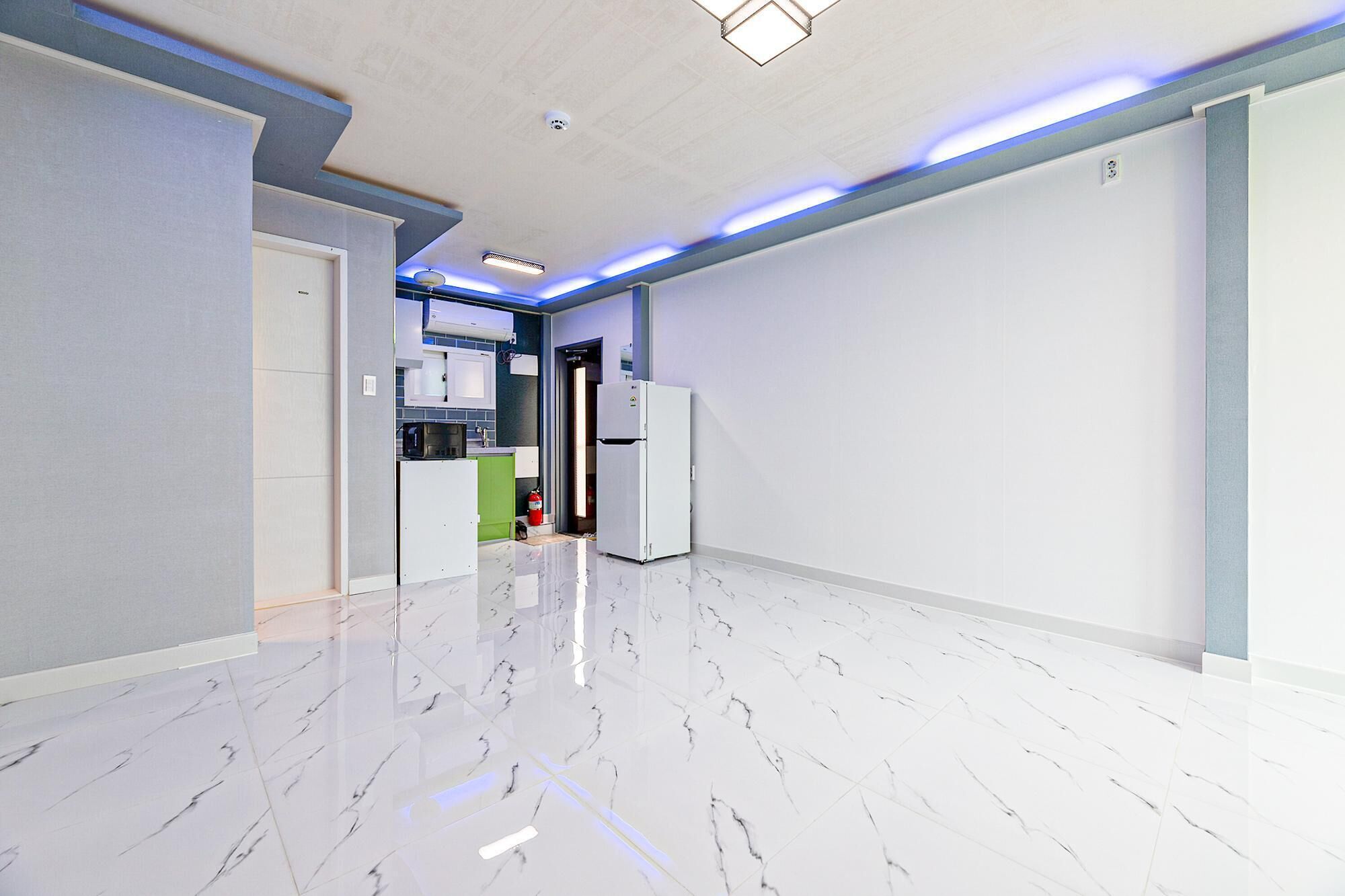 Namhae Modern Spa Pension