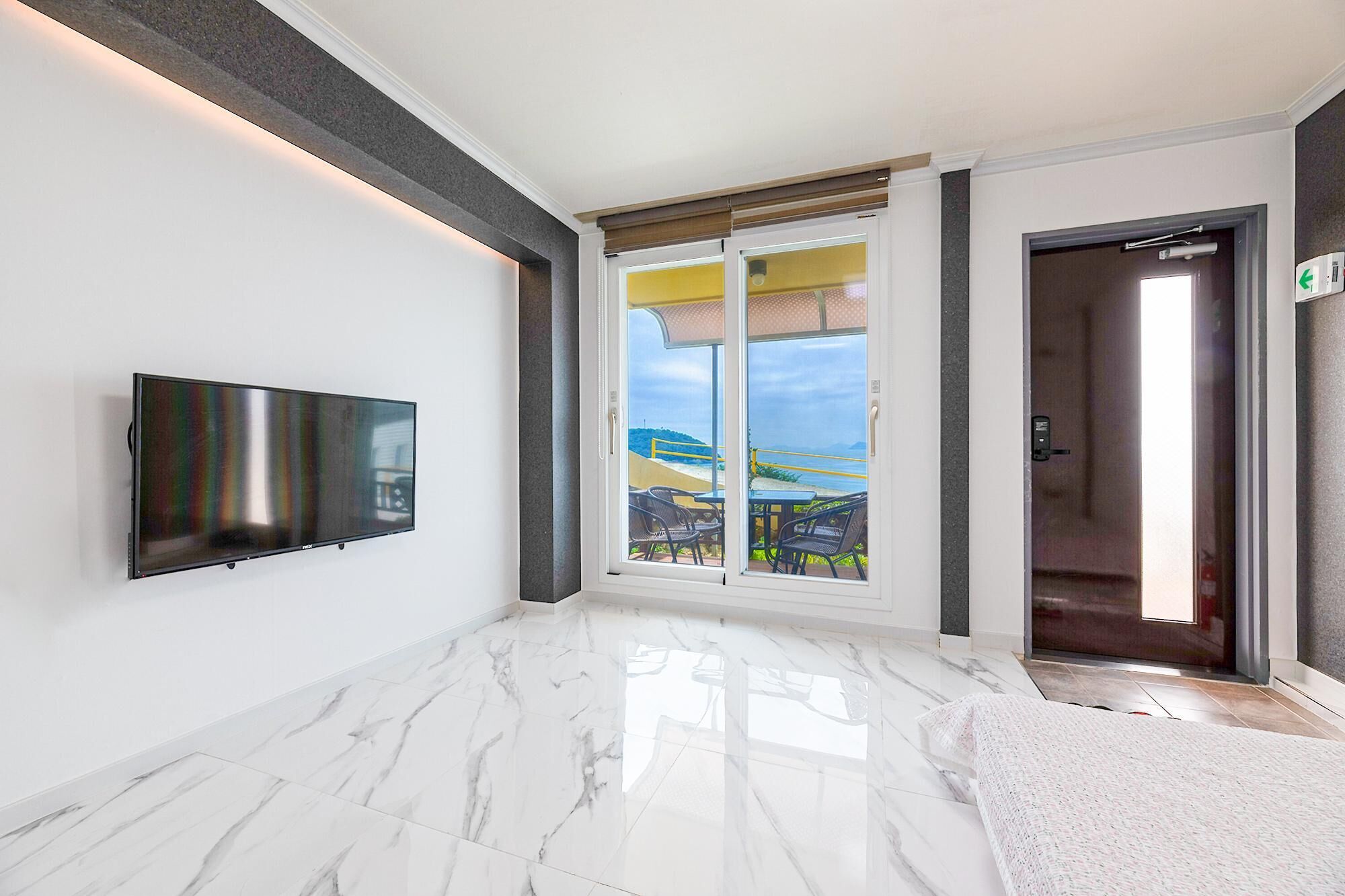 Namhae Modern Spa Pension