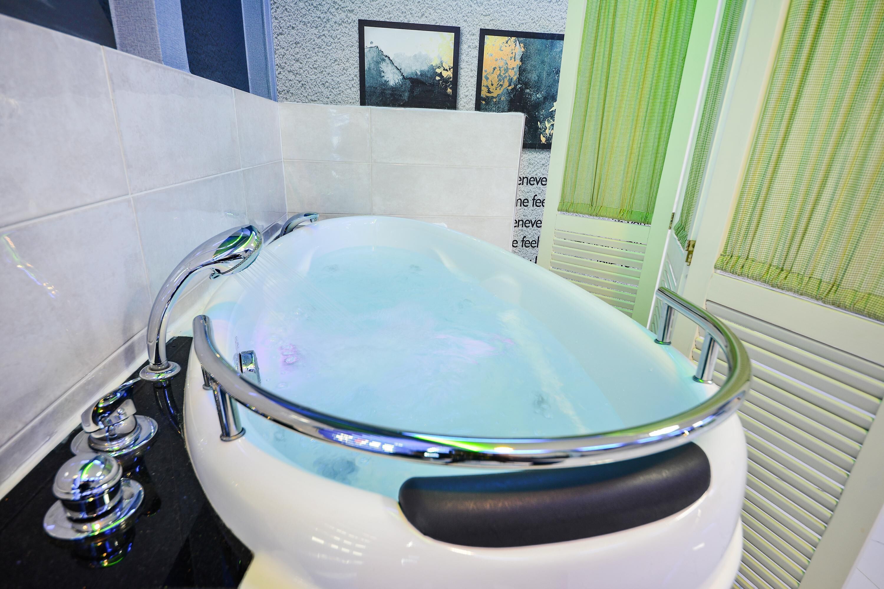 Namhae Modern Spa Pension