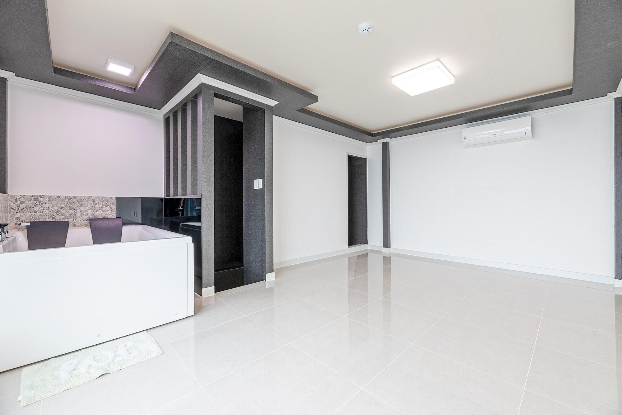 Namhae Modern Spa Pension