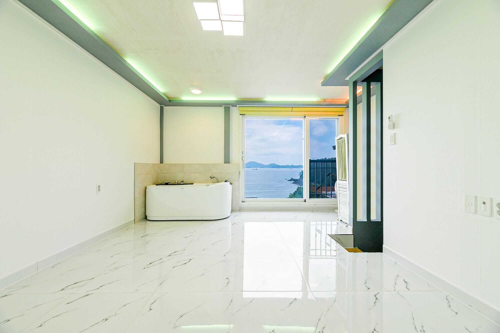 Namhae Modern Spa Pension