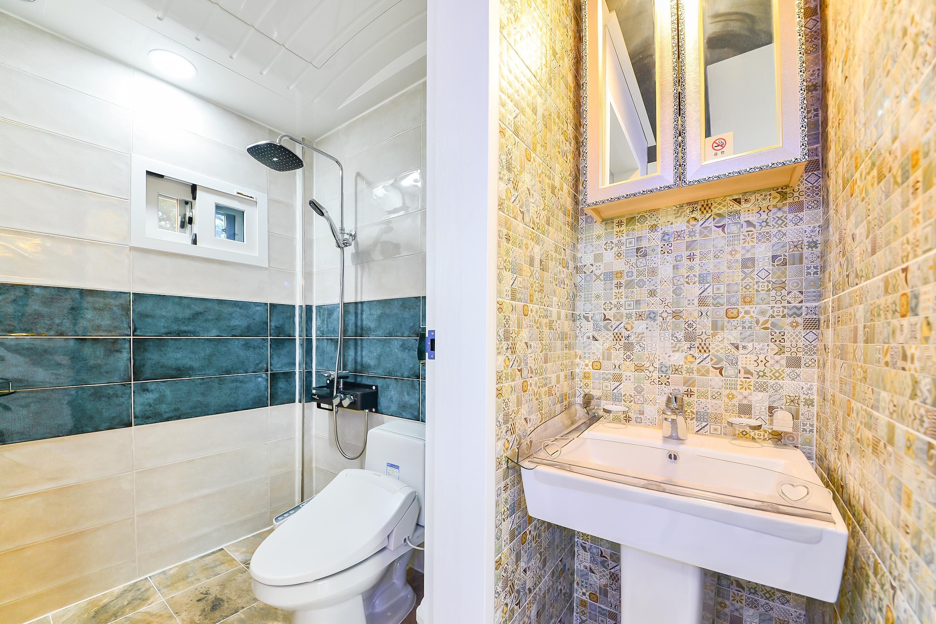 Namhae Modern Spa Pension