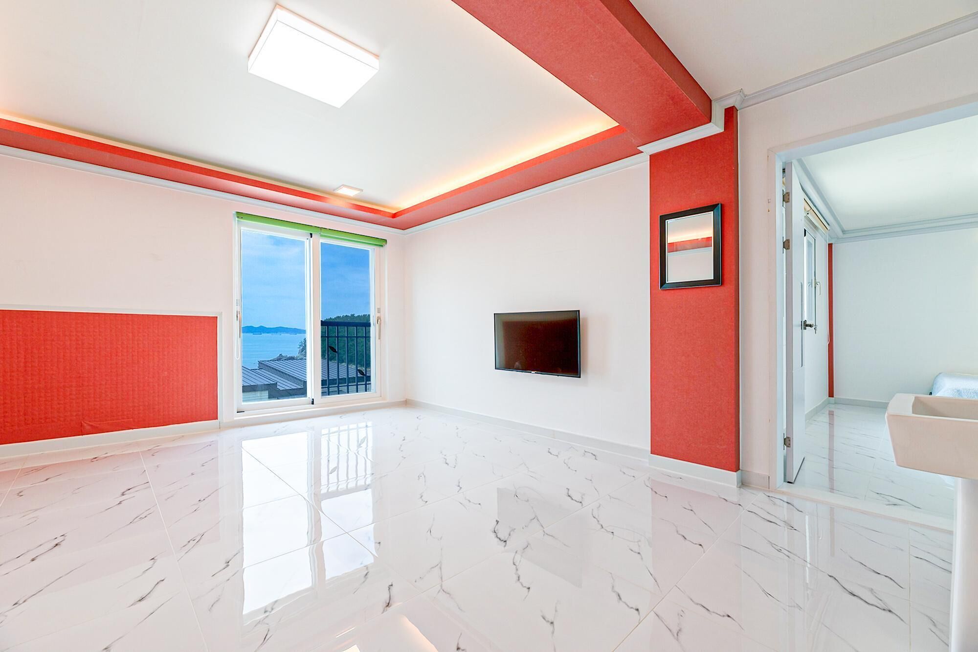 Namhae Modern Spa Pension