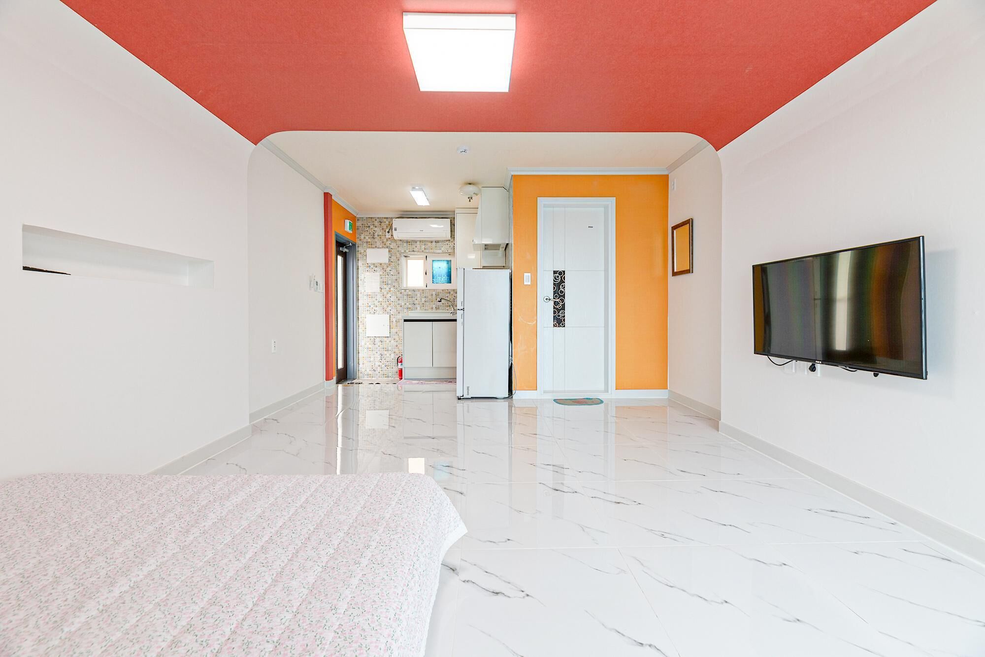 Namhae Modern Spa Pension