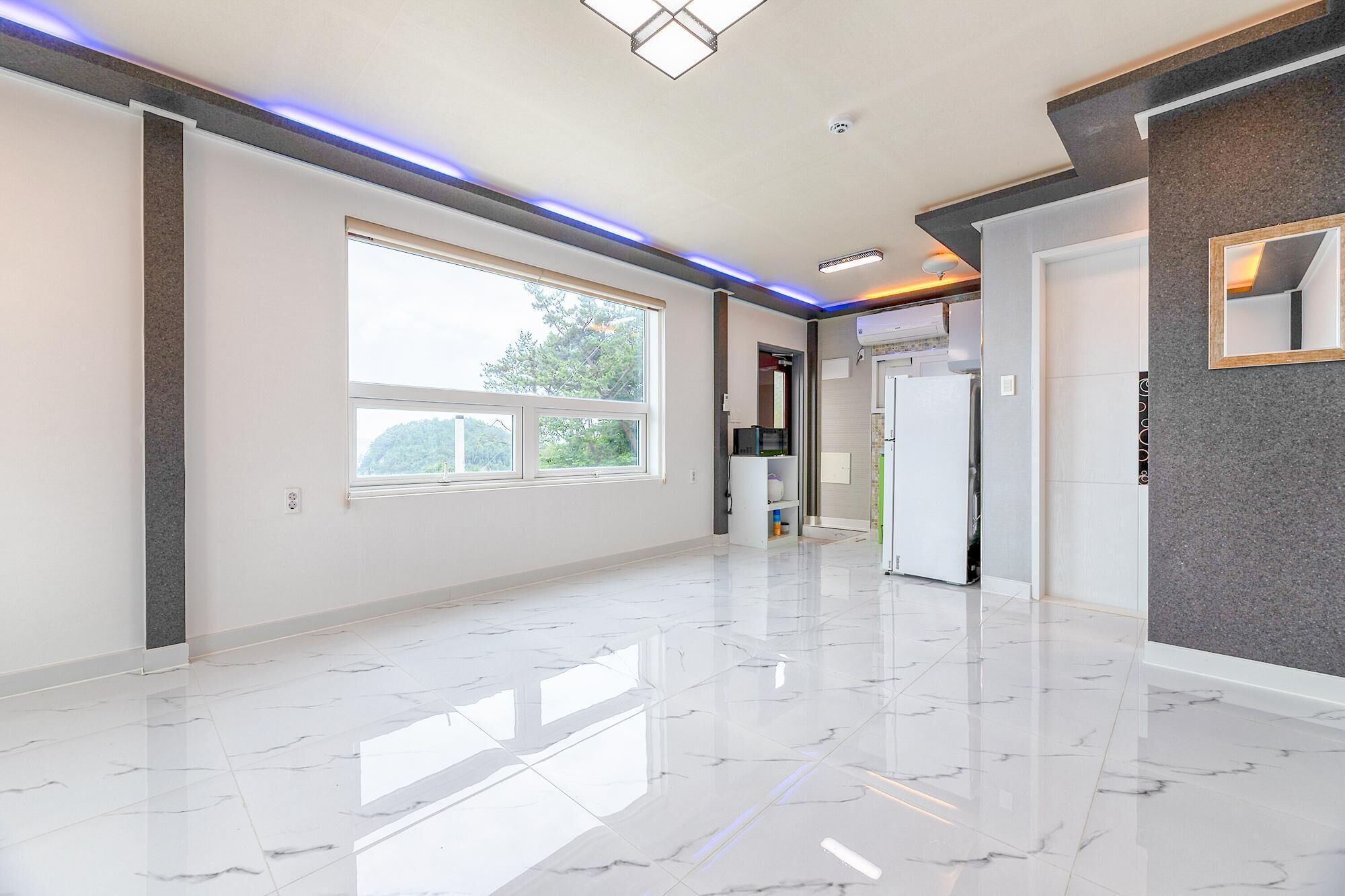 Namhae Modern Spa Pension