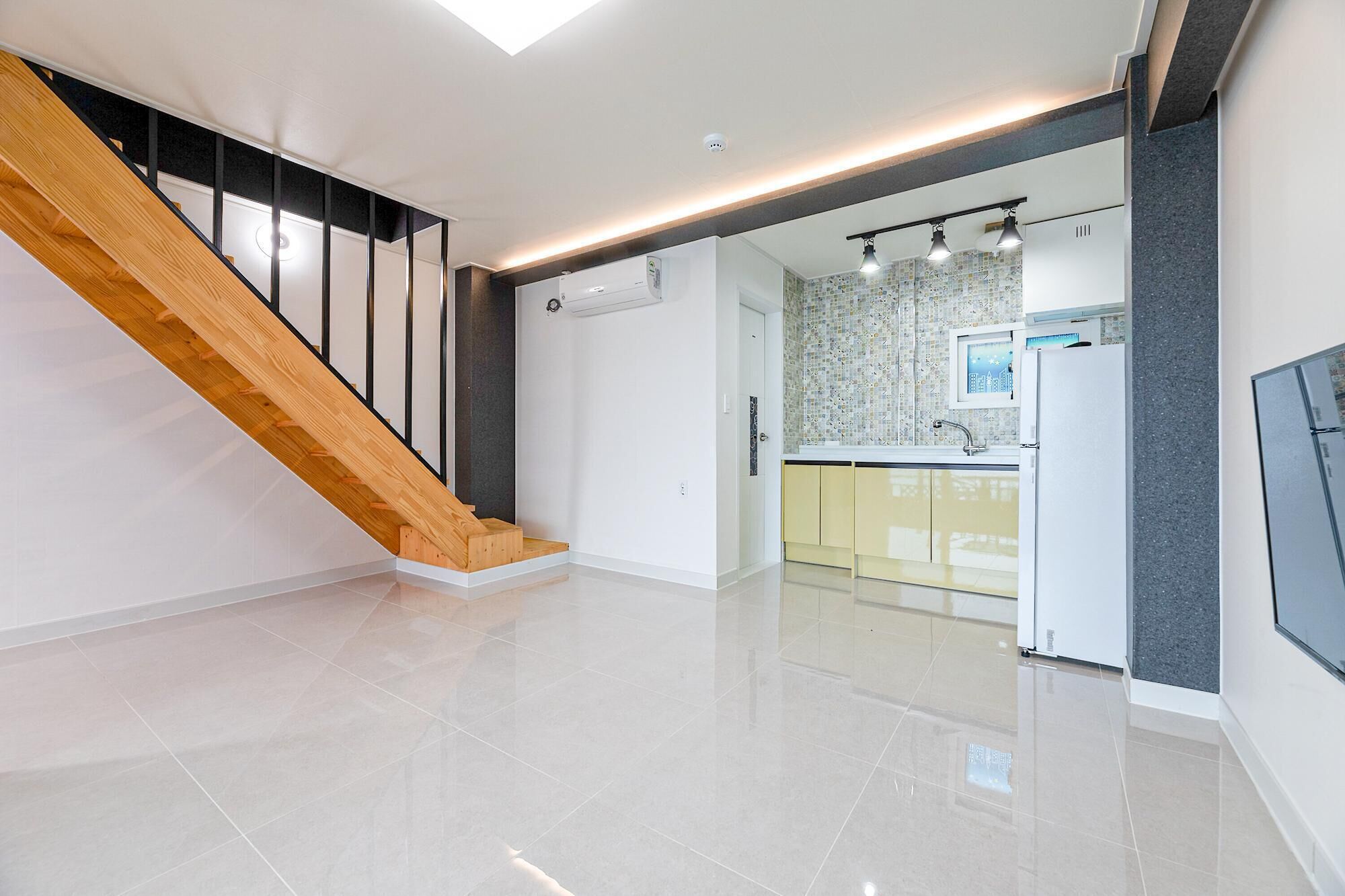 Namhae Modern Spa Pension