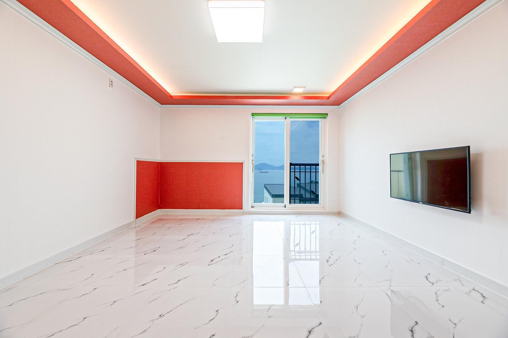 Namhae Modern Spa Pension