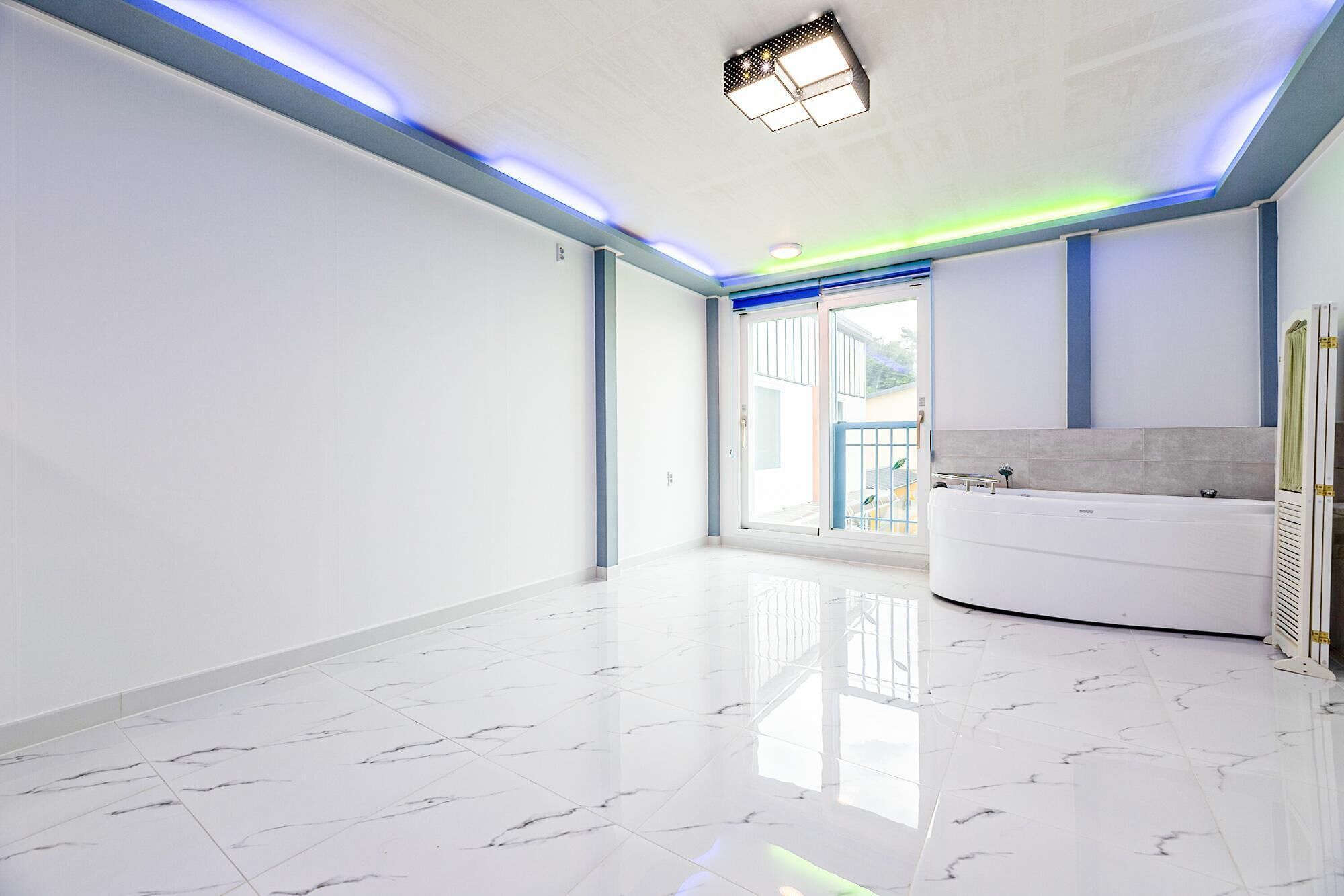 Namhae Modern Spa Pension