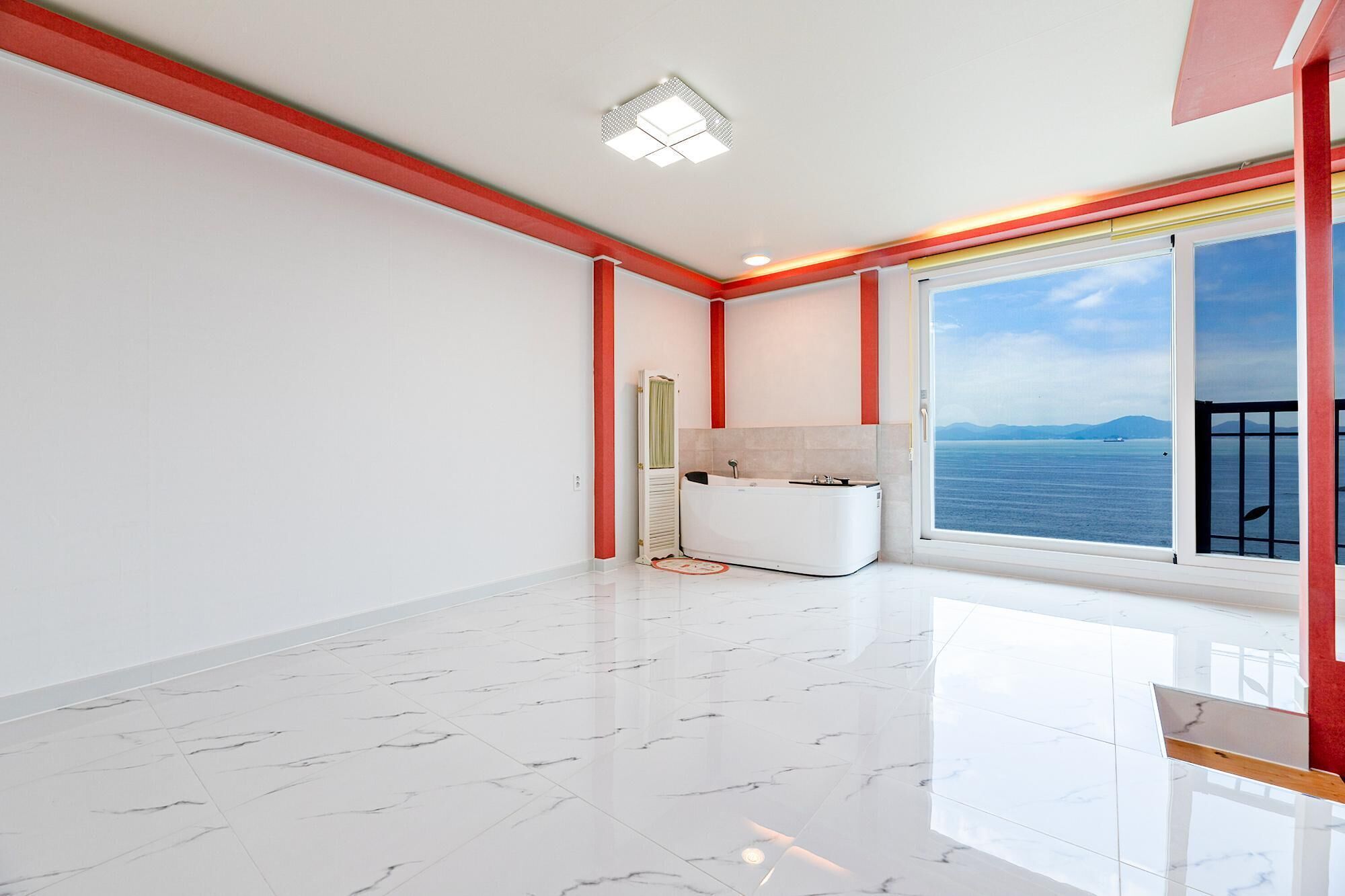 Namhae Modern Spa Pension