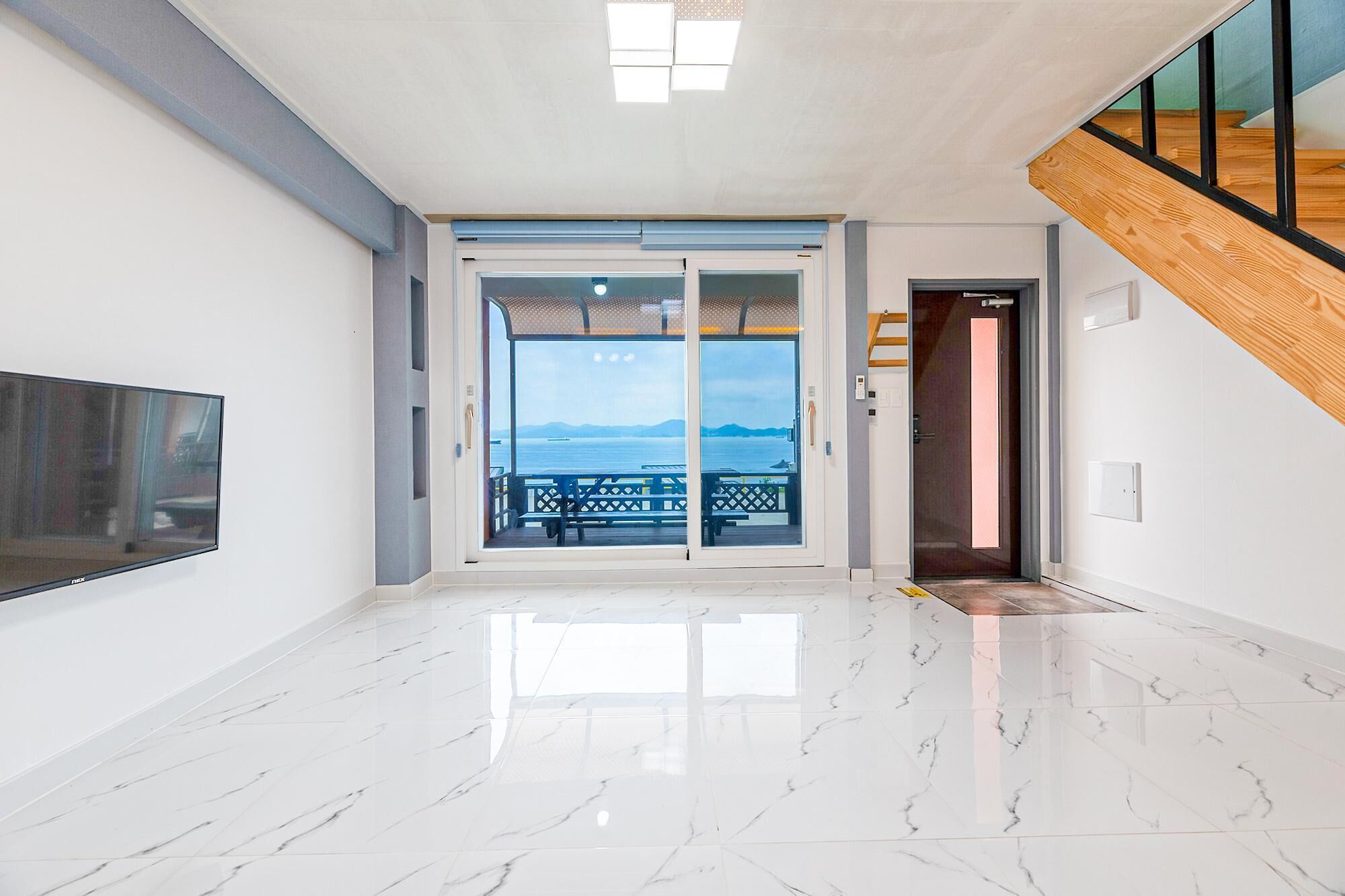 Namhae Modern Spa Pension