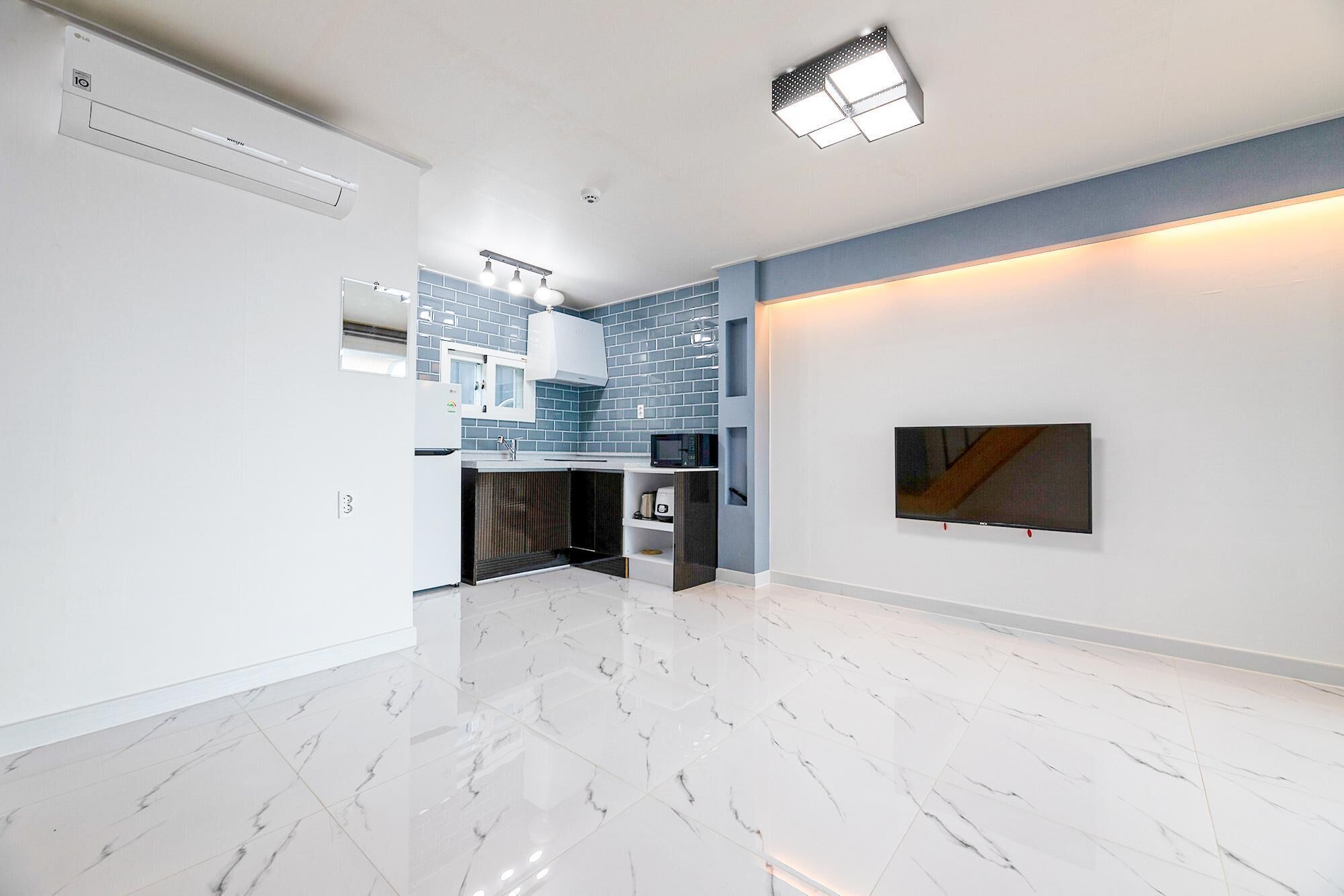 Namhae Modern Spa Pension