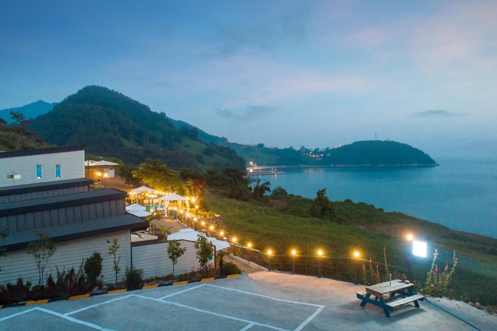 Namhae Sea And View Pool Villa Pension