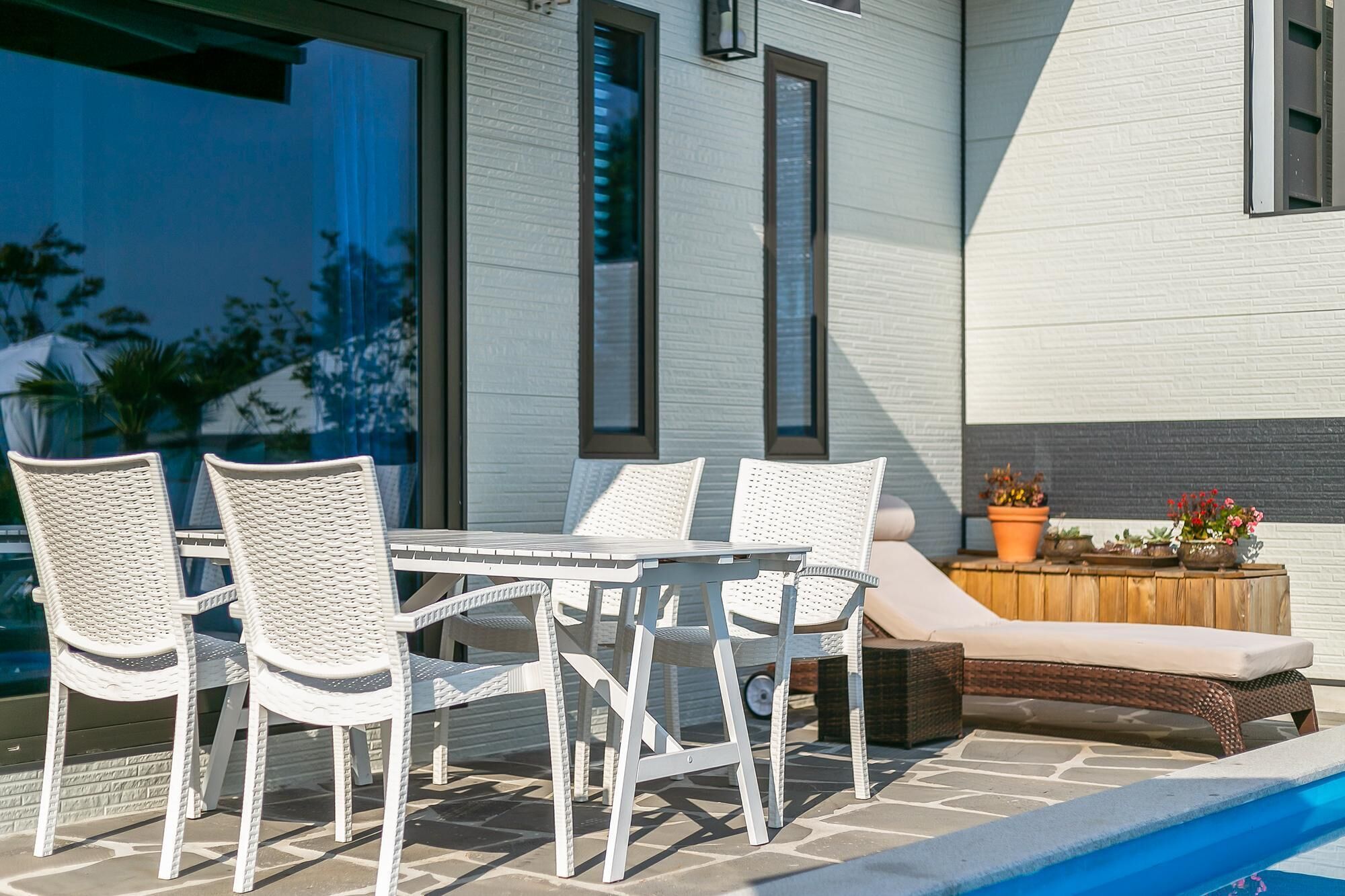 Namhae Sea And View Pool Villa Pension