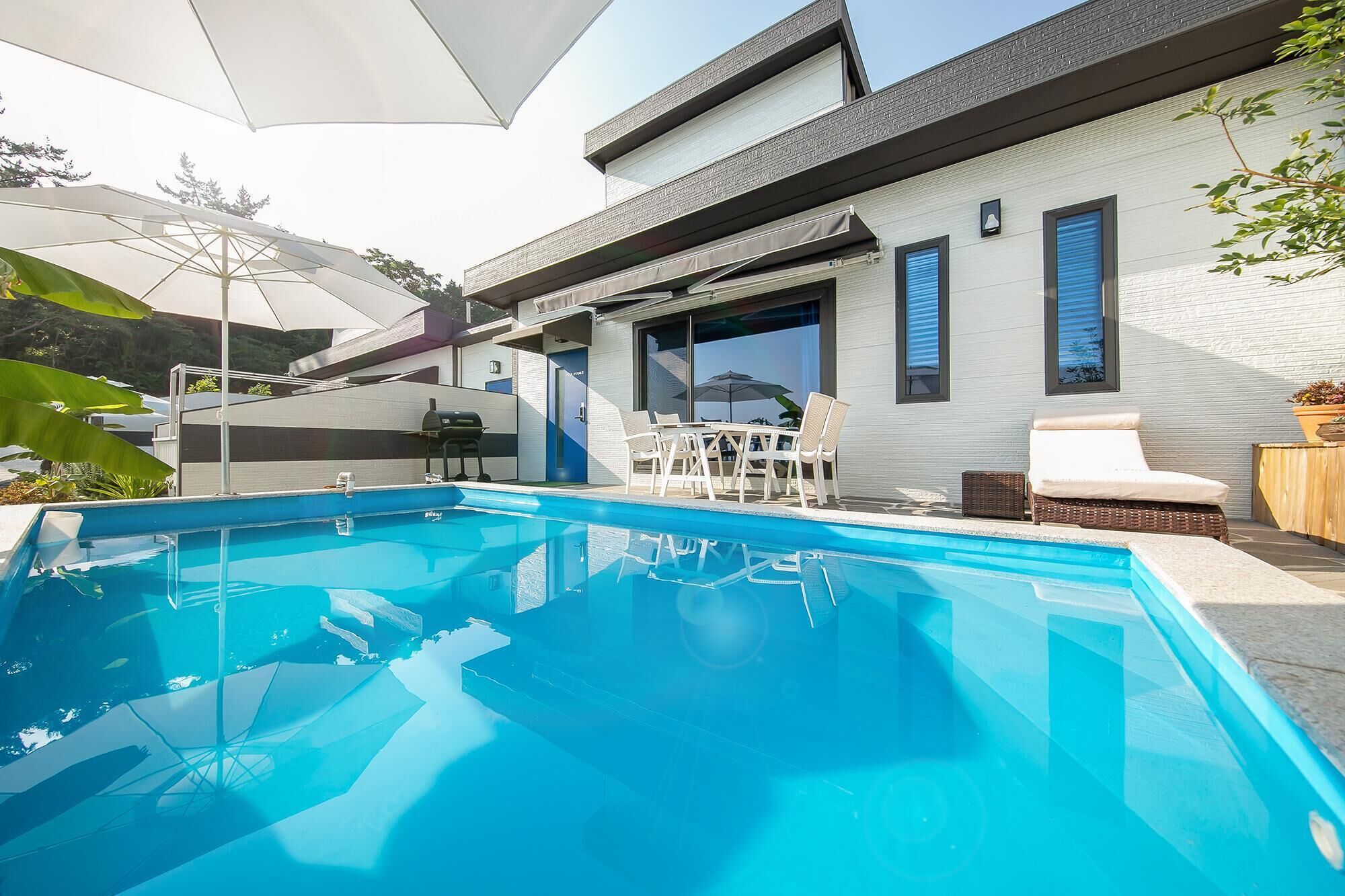 Namhae Sea And View Pool Villa Pension