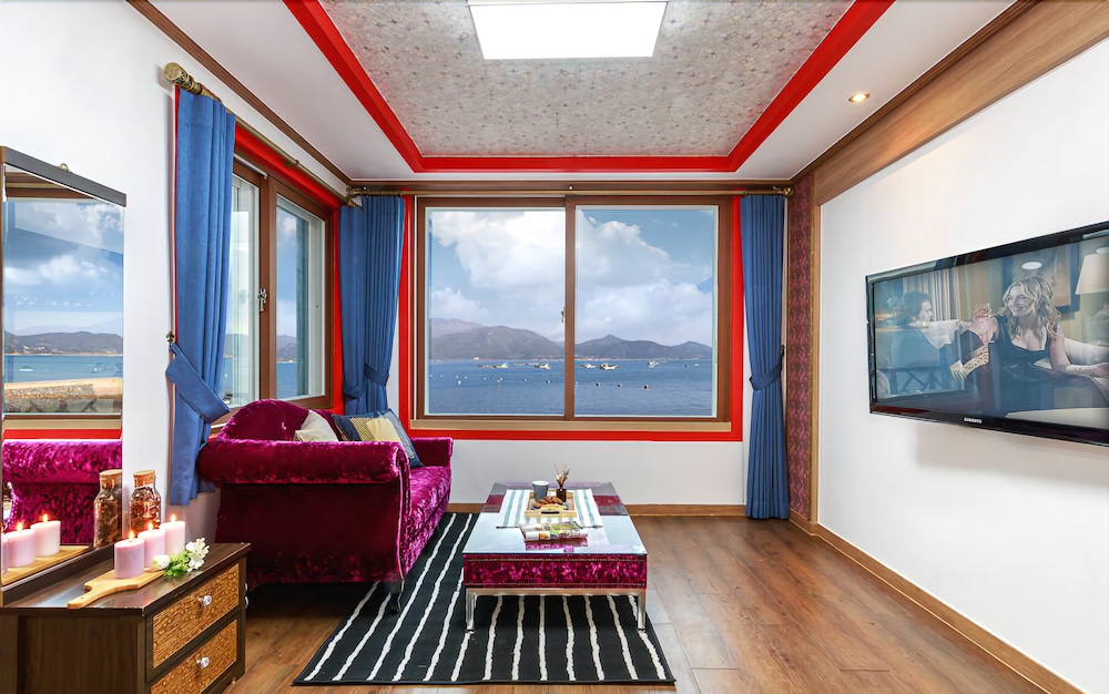 Namhae Sea N Star Pension