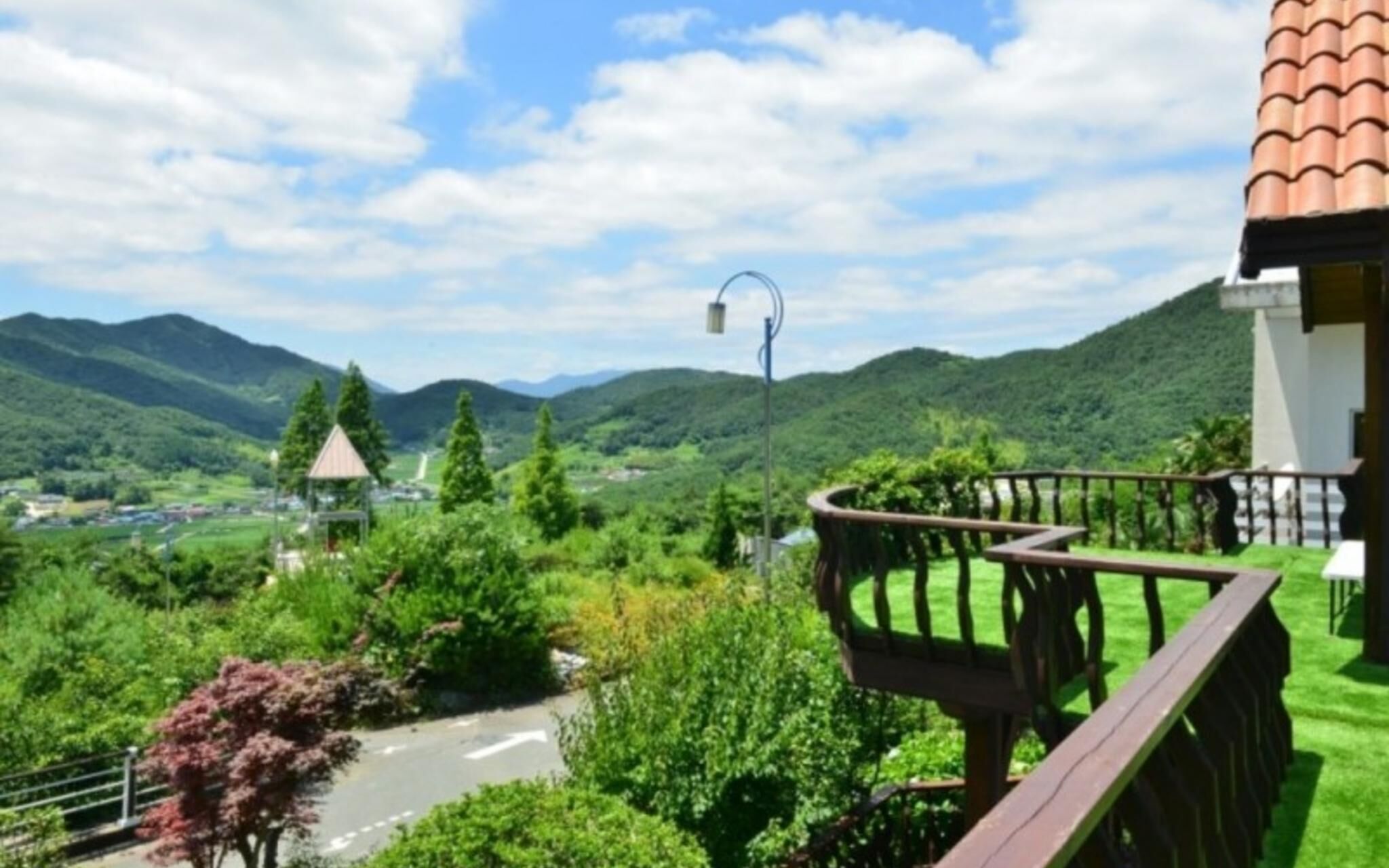 Namhae Seokbujak Jeongwon Pension