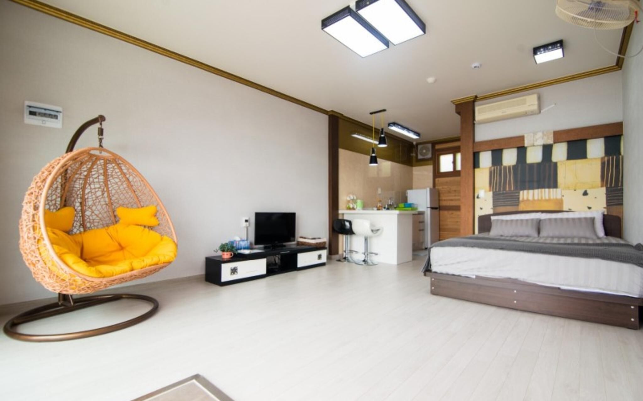 Namhae Skyblue Sea Pension