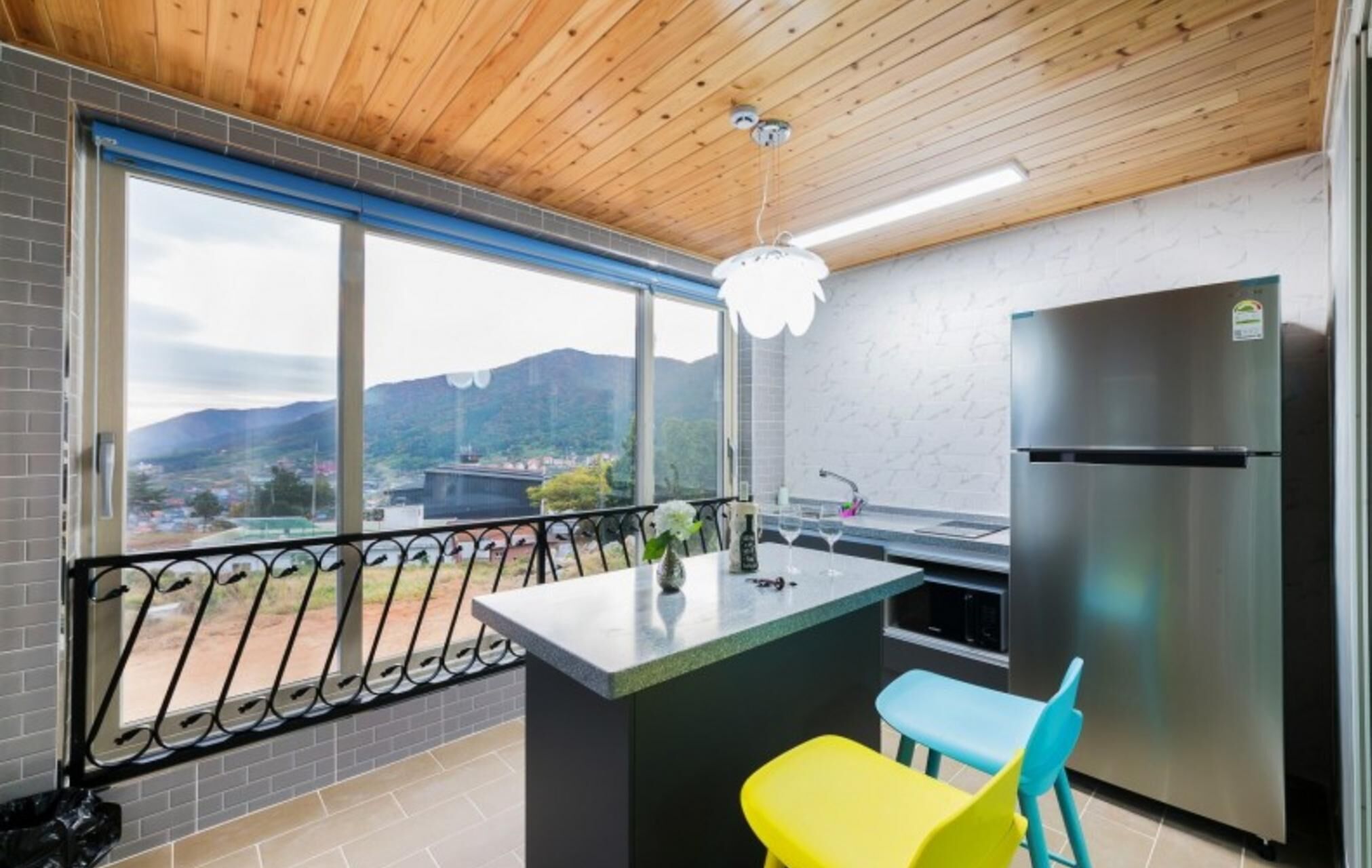 Namhae Traum House Bed and Breakfast