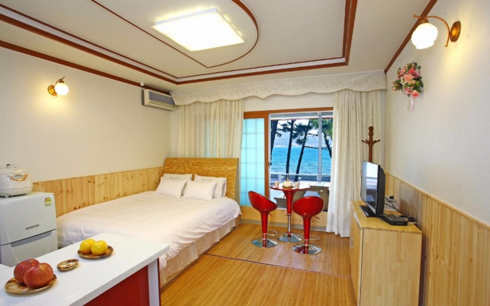 Namhae Wolpo Pension