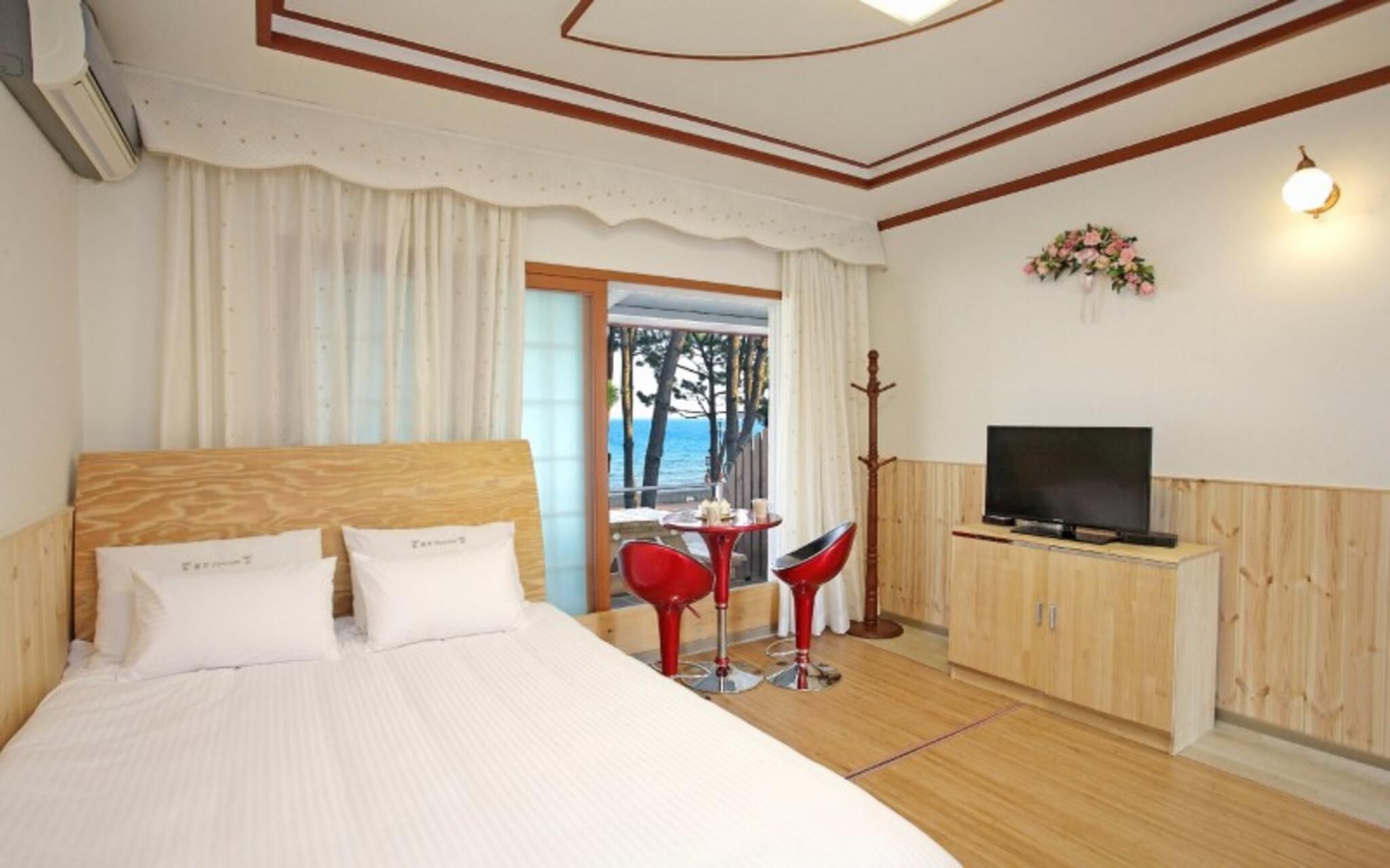 Namhae Wolpo Pension