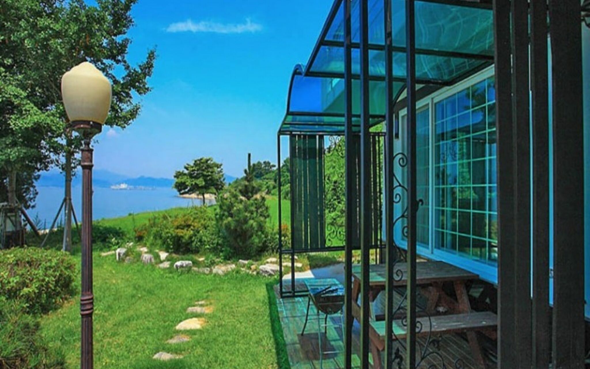 Namhae Zen House Pension