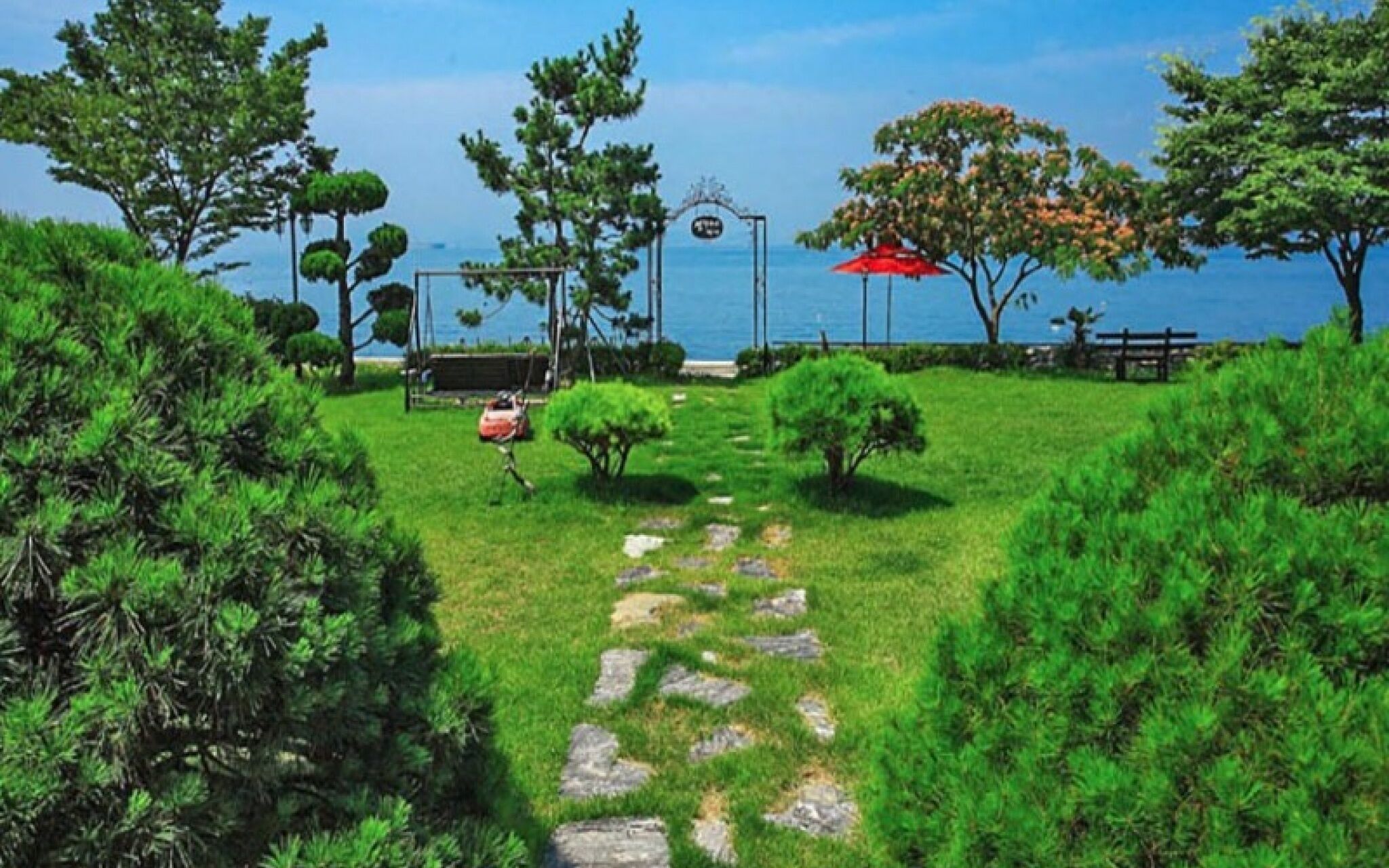 Namhae Zen House Pension