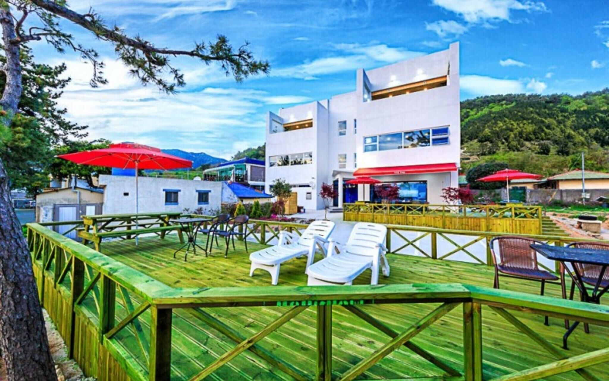Nanhae Jeogsila Pool Villa
