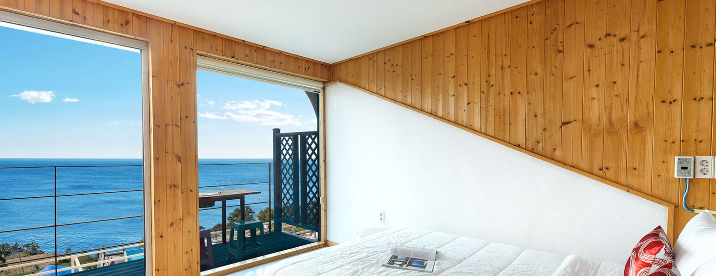 Santorini-N Pension