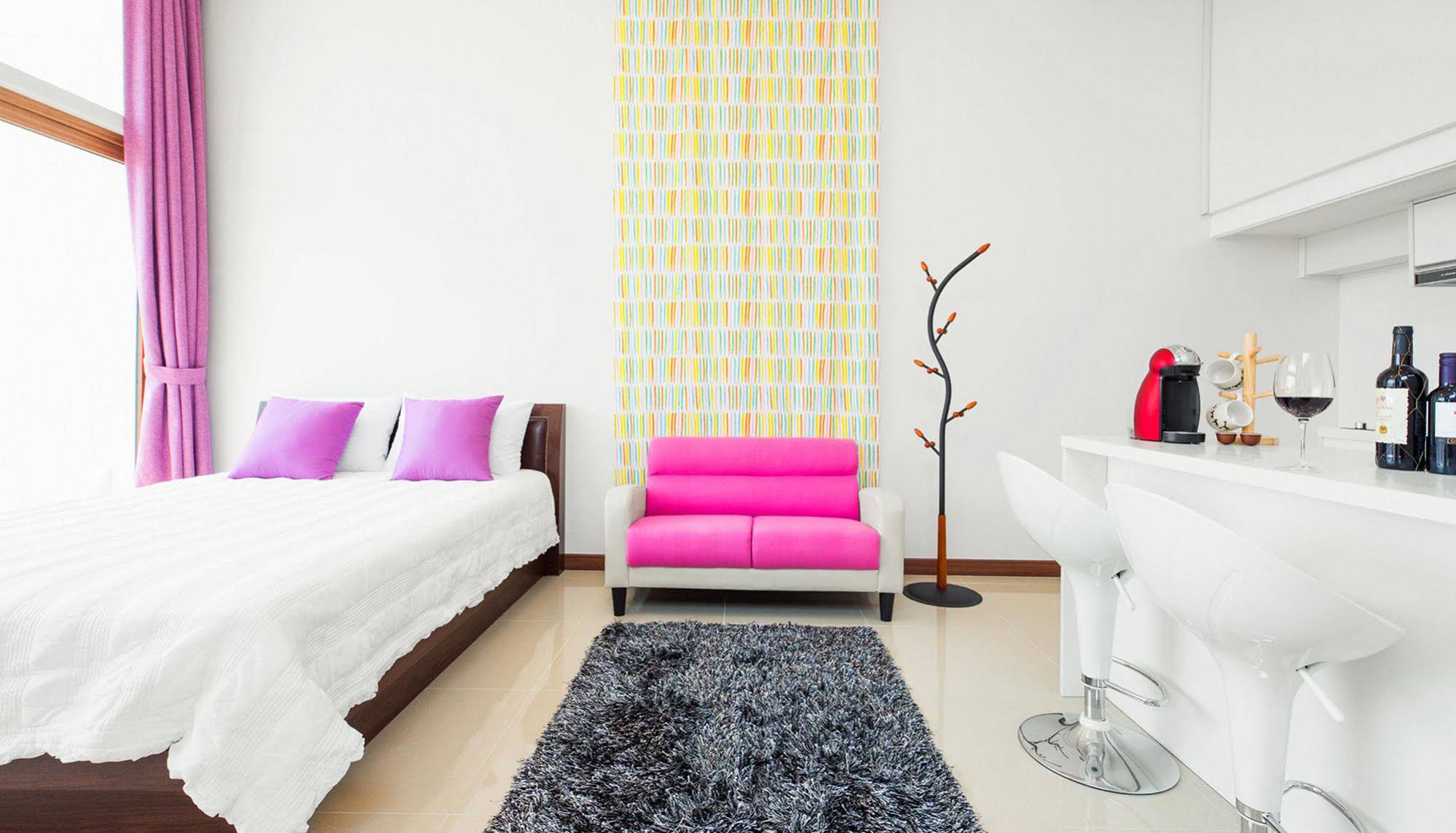 Sea & Pine Pension