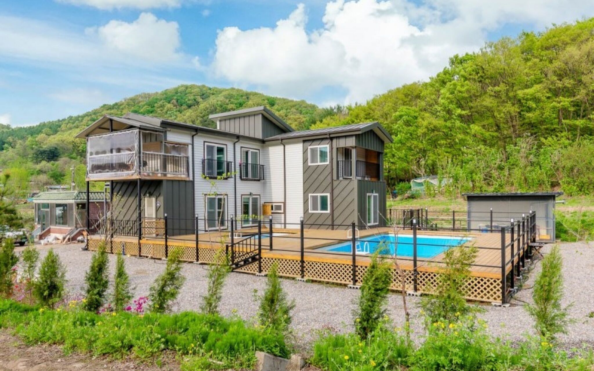 Paju Dalbitgadeuk Pension