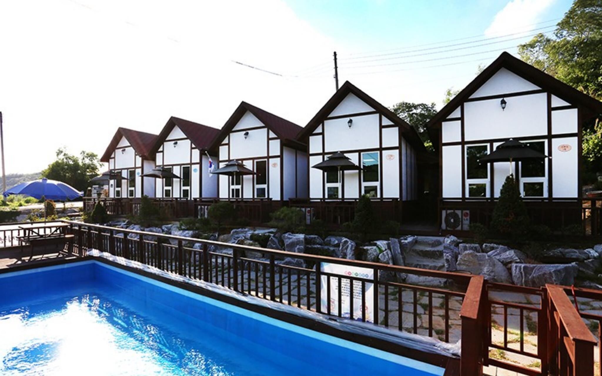 Paju Harujengwon Pension
