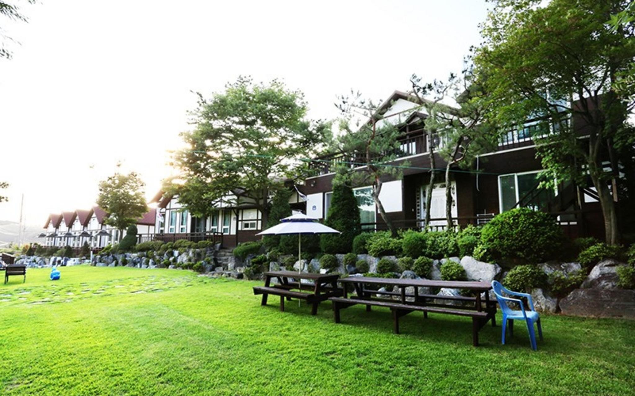 Paju Harujengwon Pension