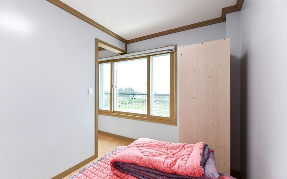 Healing House Pension