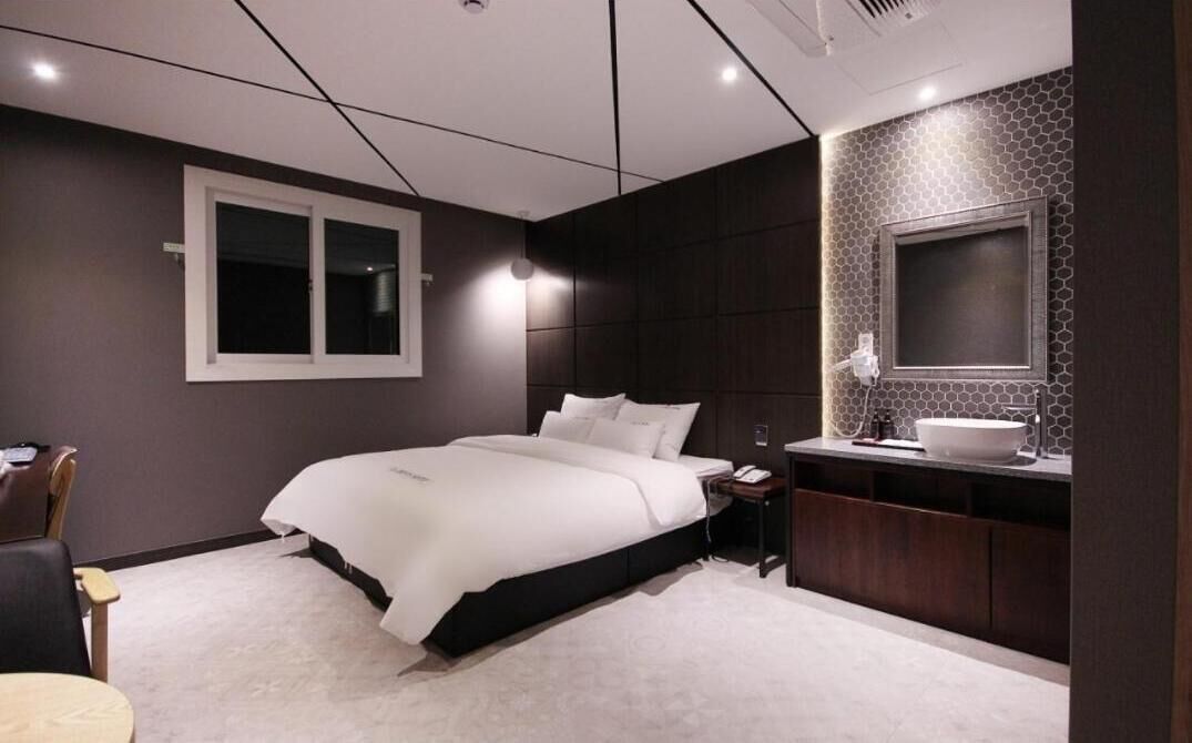 Idea Hotel