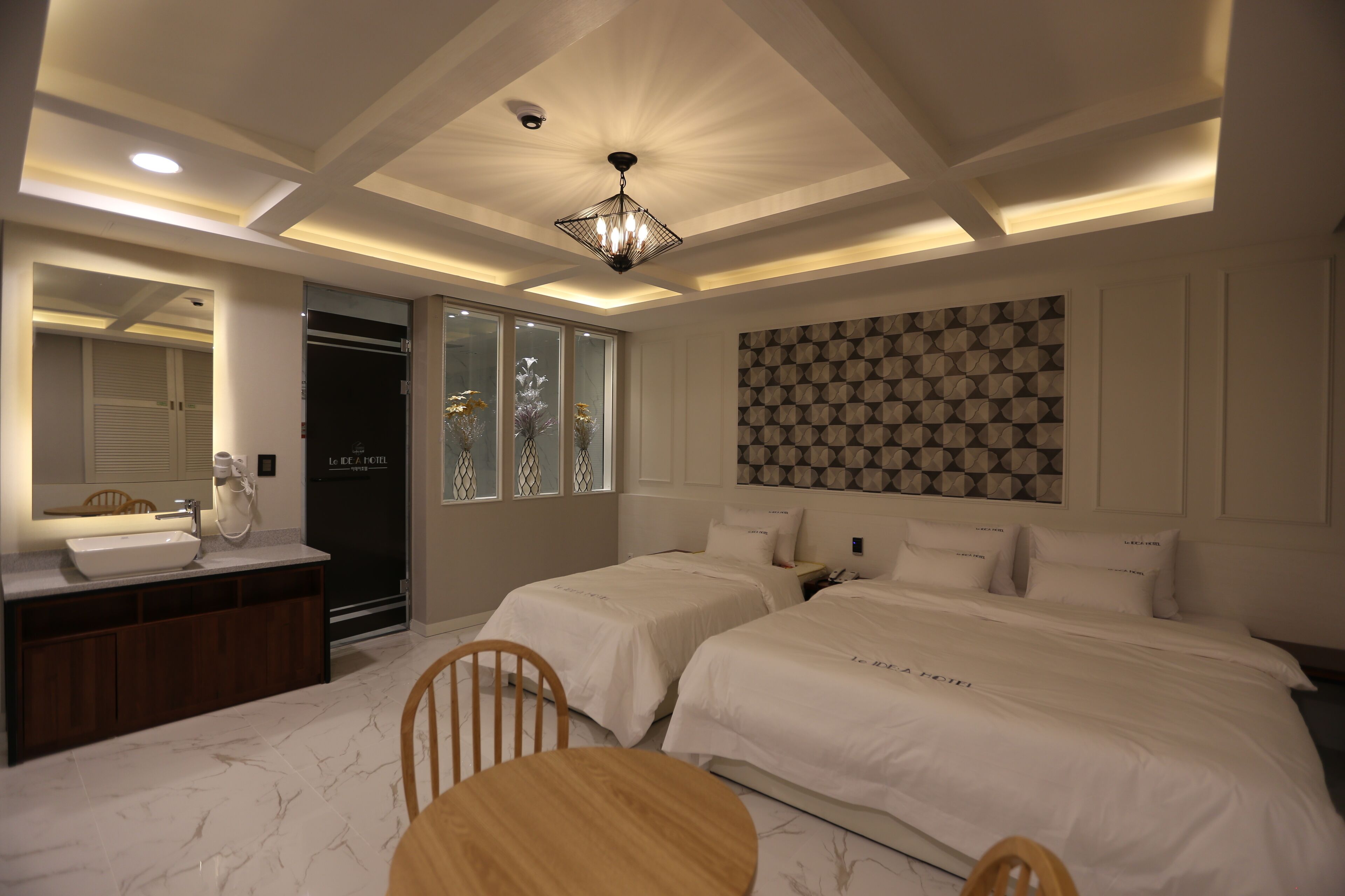 Idea Hotel