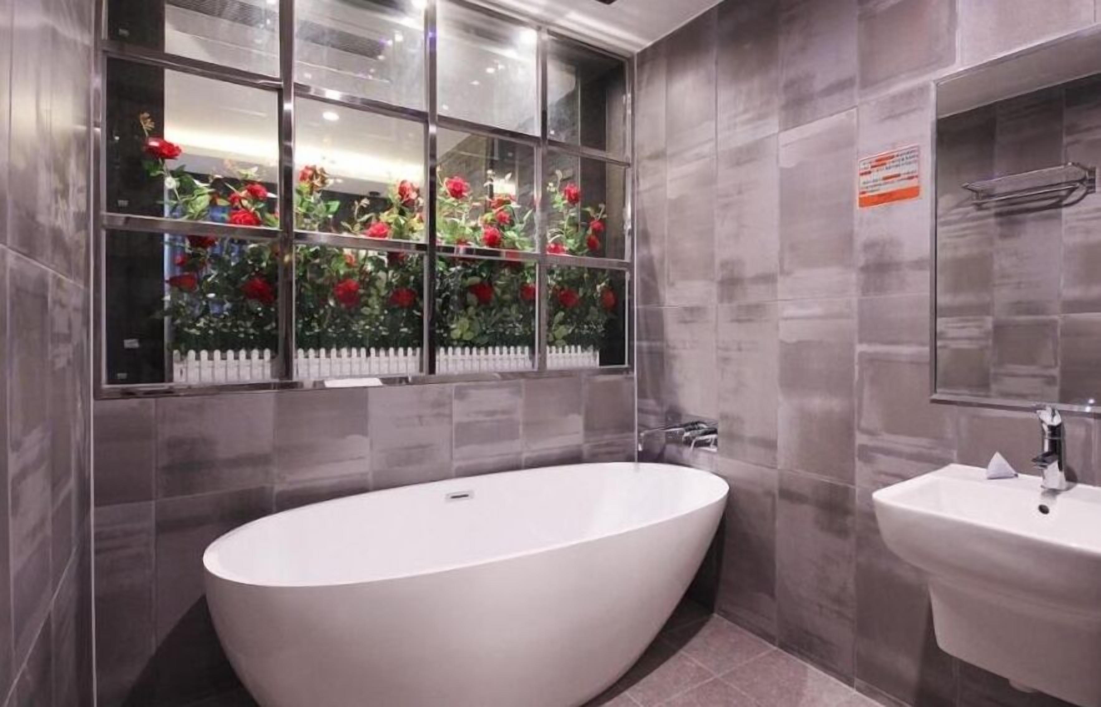 Idea Hotel