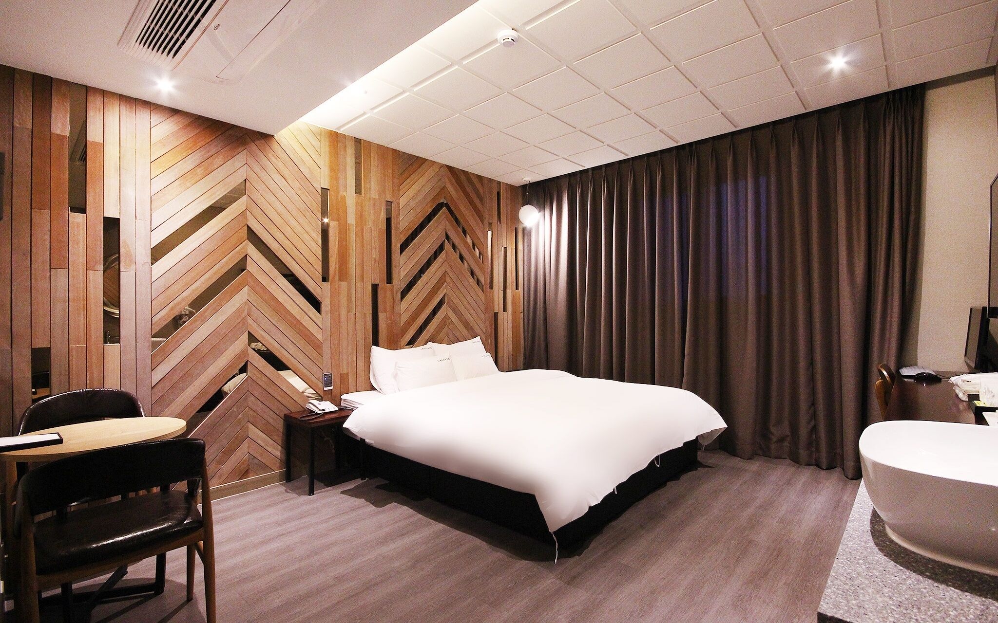 Idea Hotel