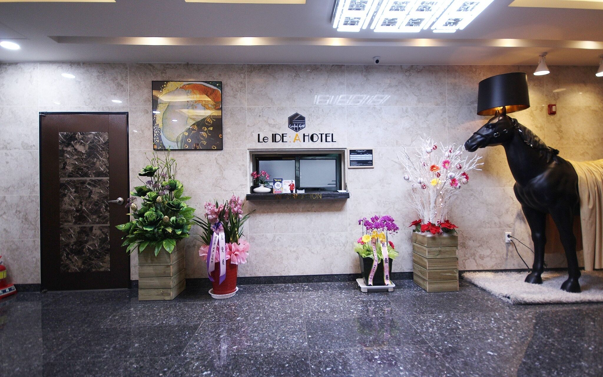 Idea Hotel