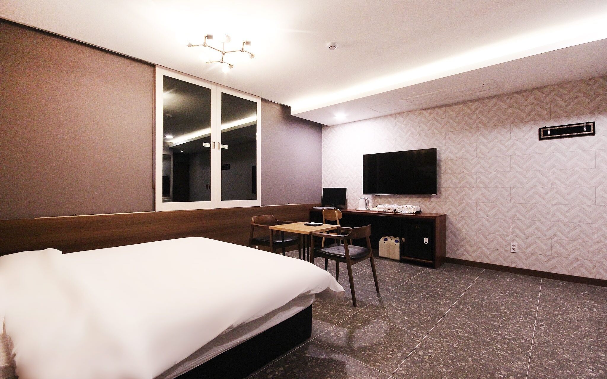 Idea Hotel