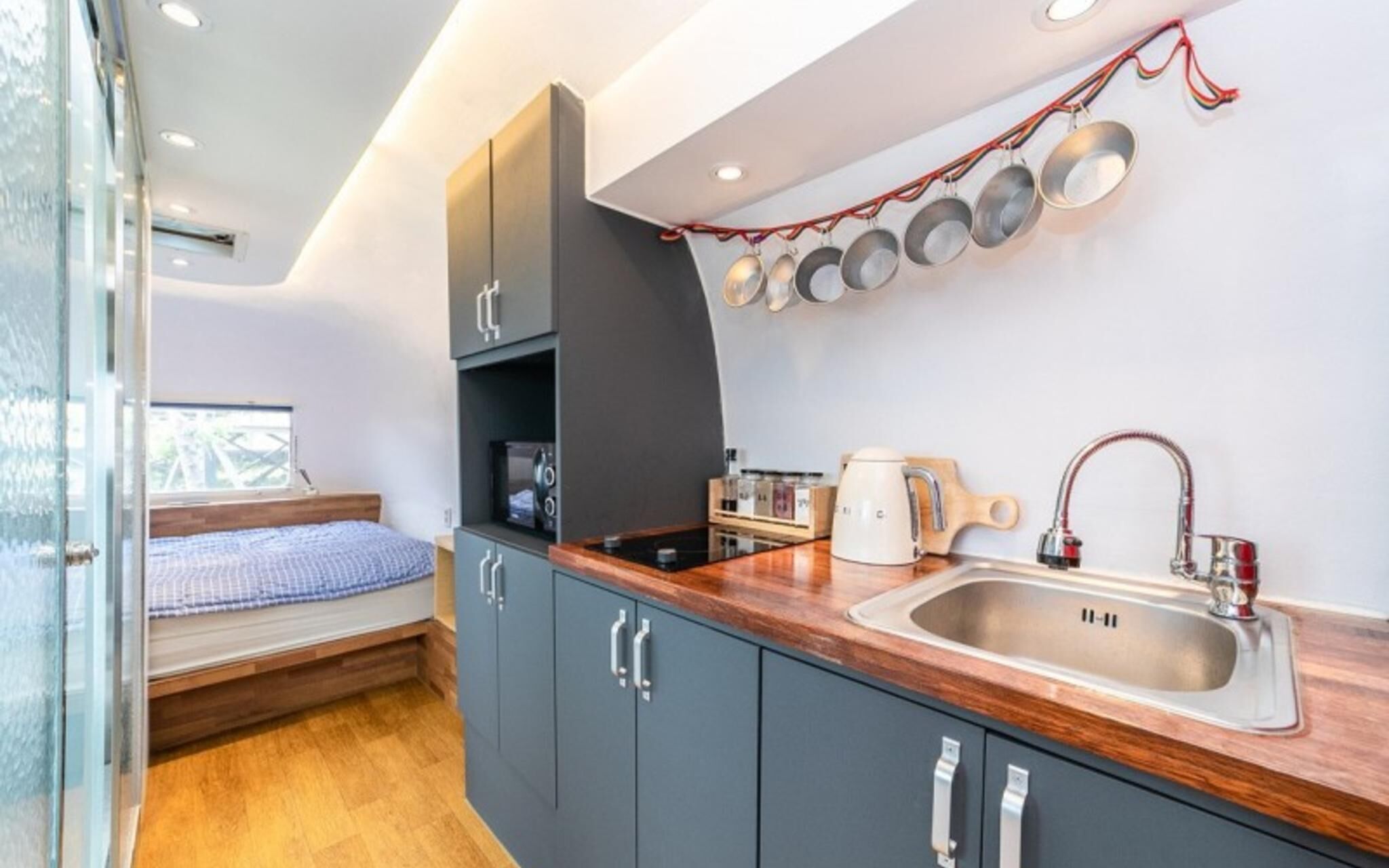 Pohang Glampingaen and Caravan Pension