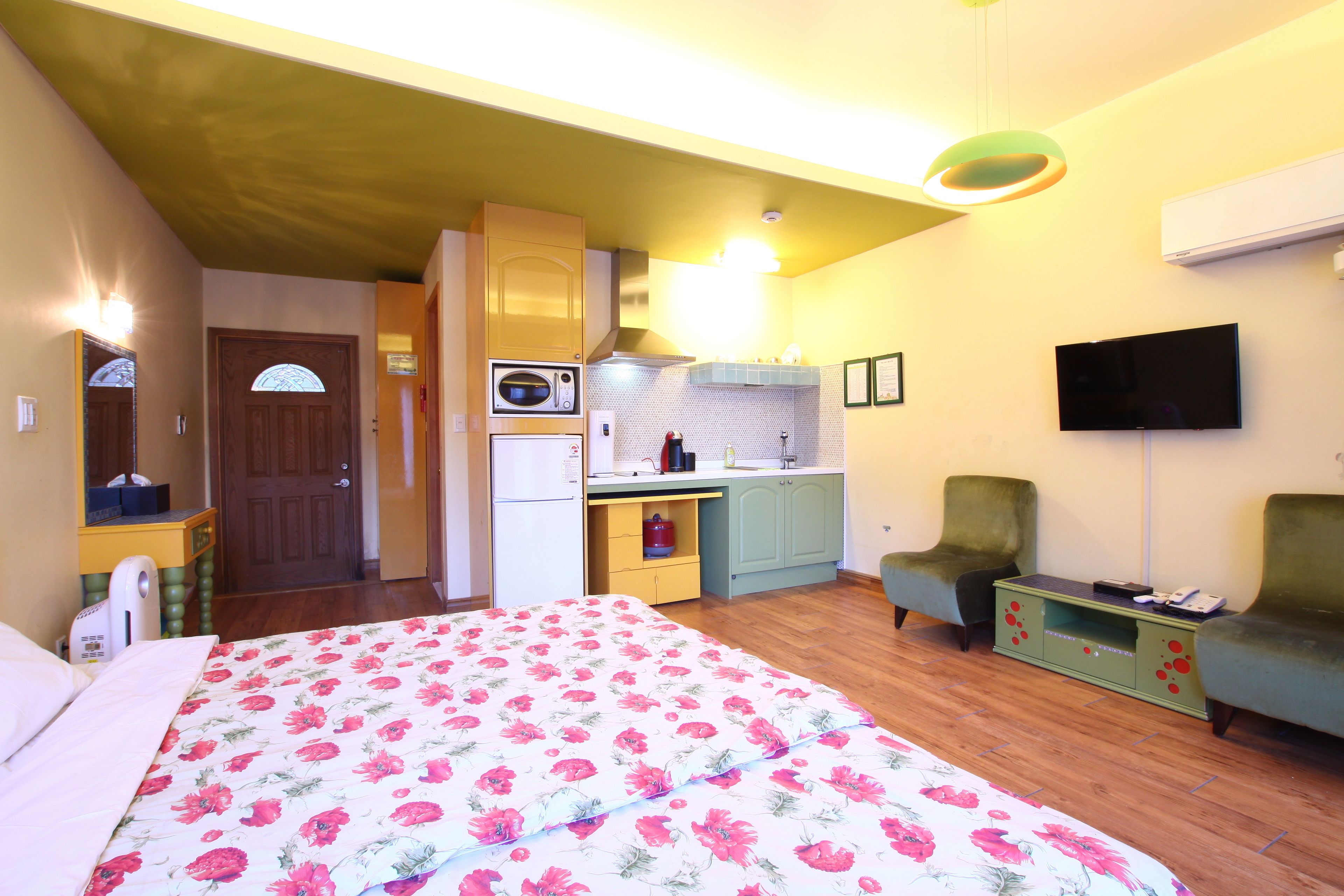 Goodstay Elf Spa Resort