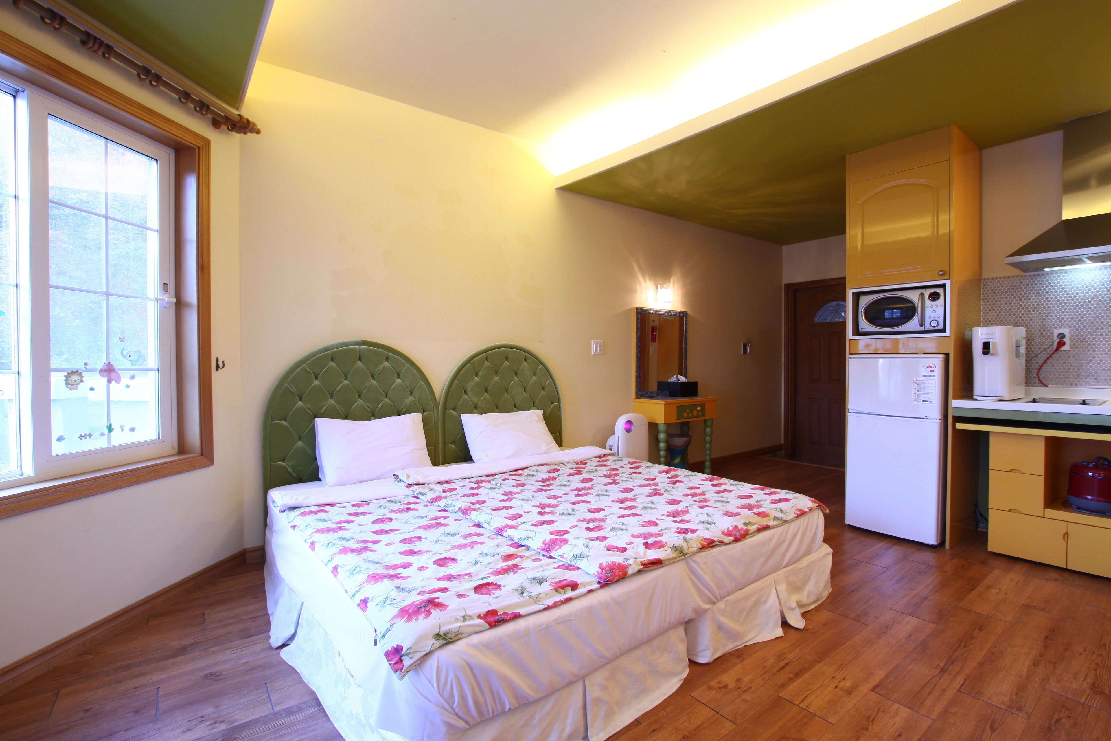Goodstay Elf Spa Resort