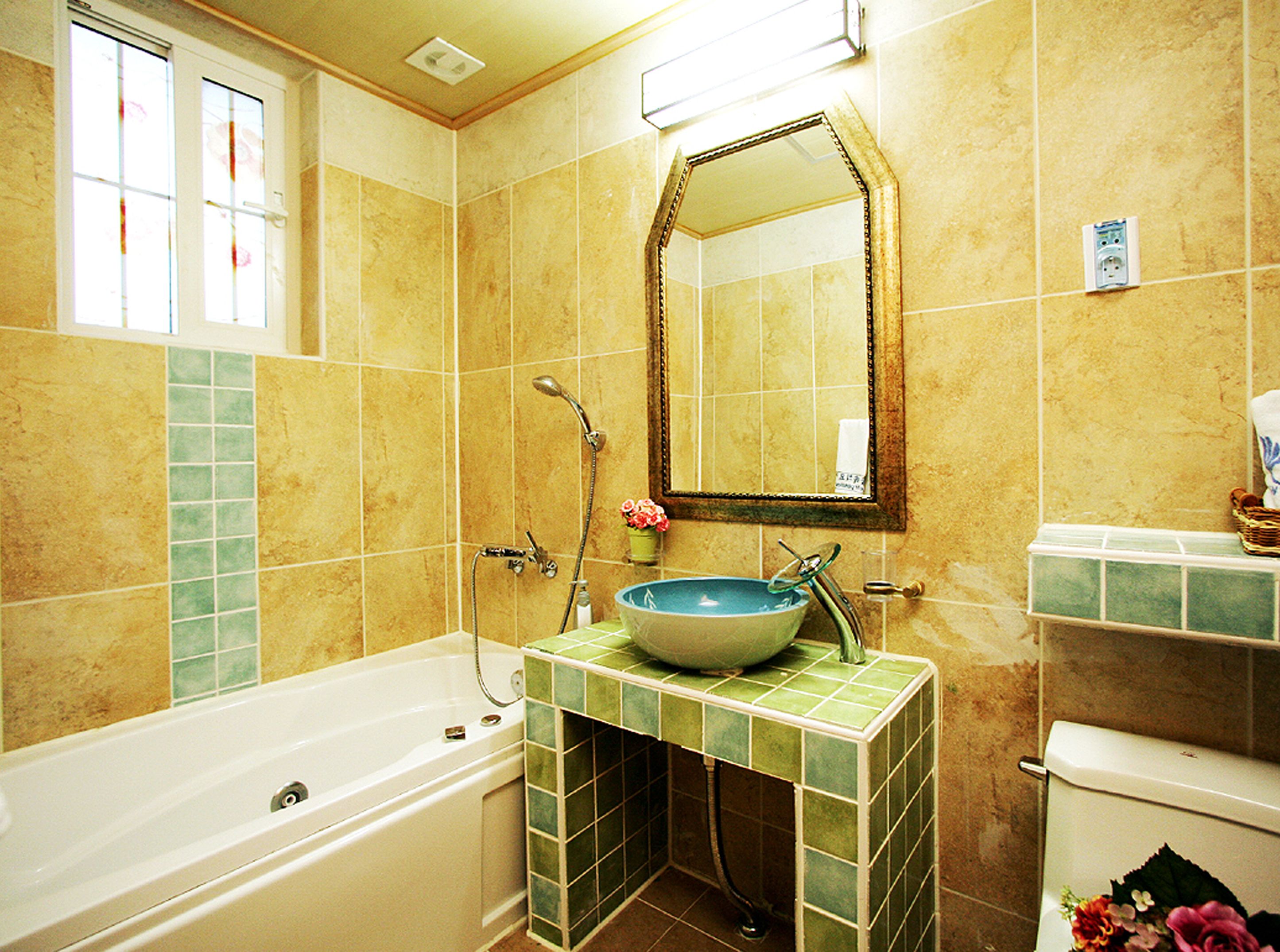 Goodstay Elf Spa Resort