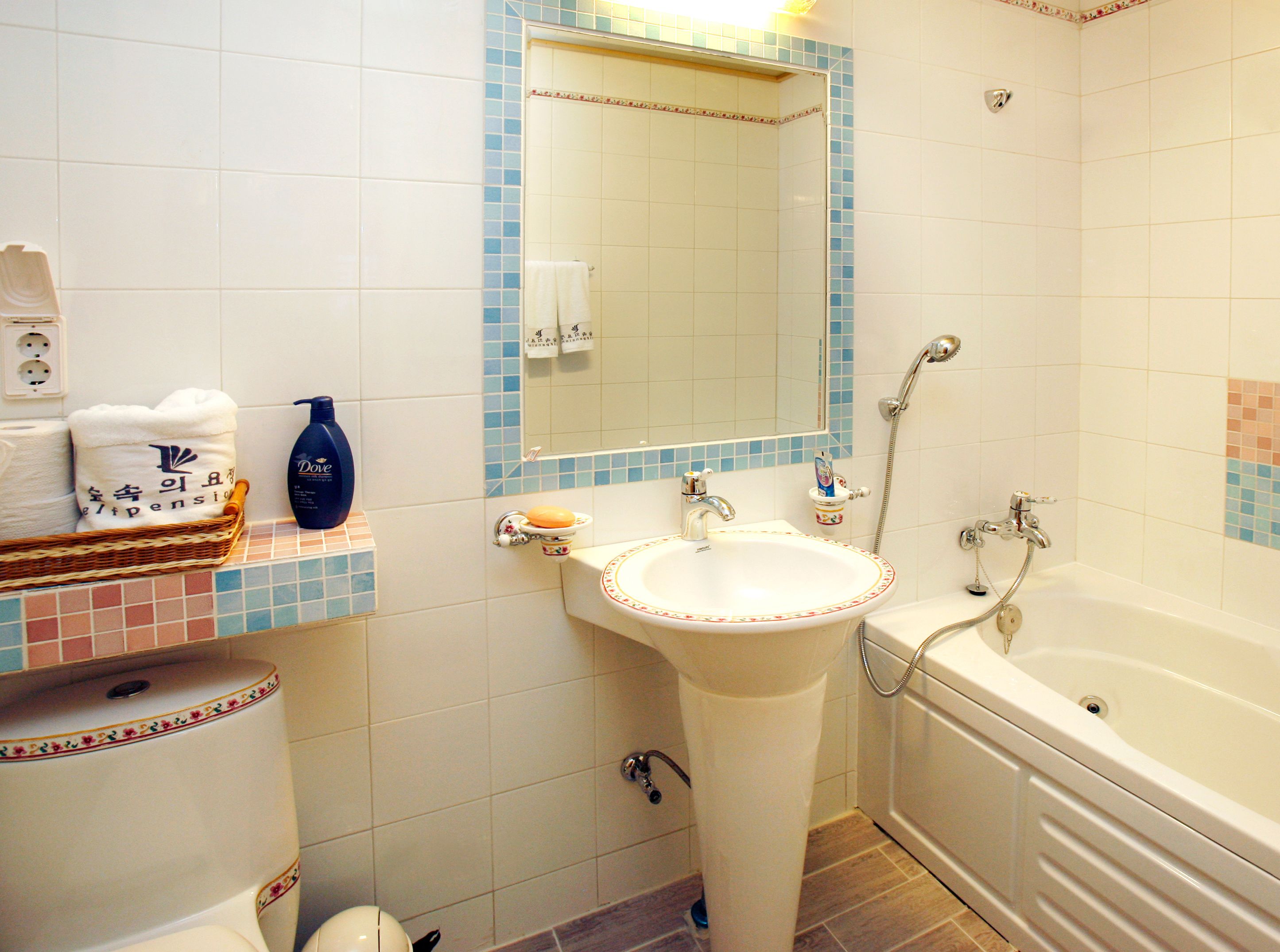 Goodstay Elf Spa Resort