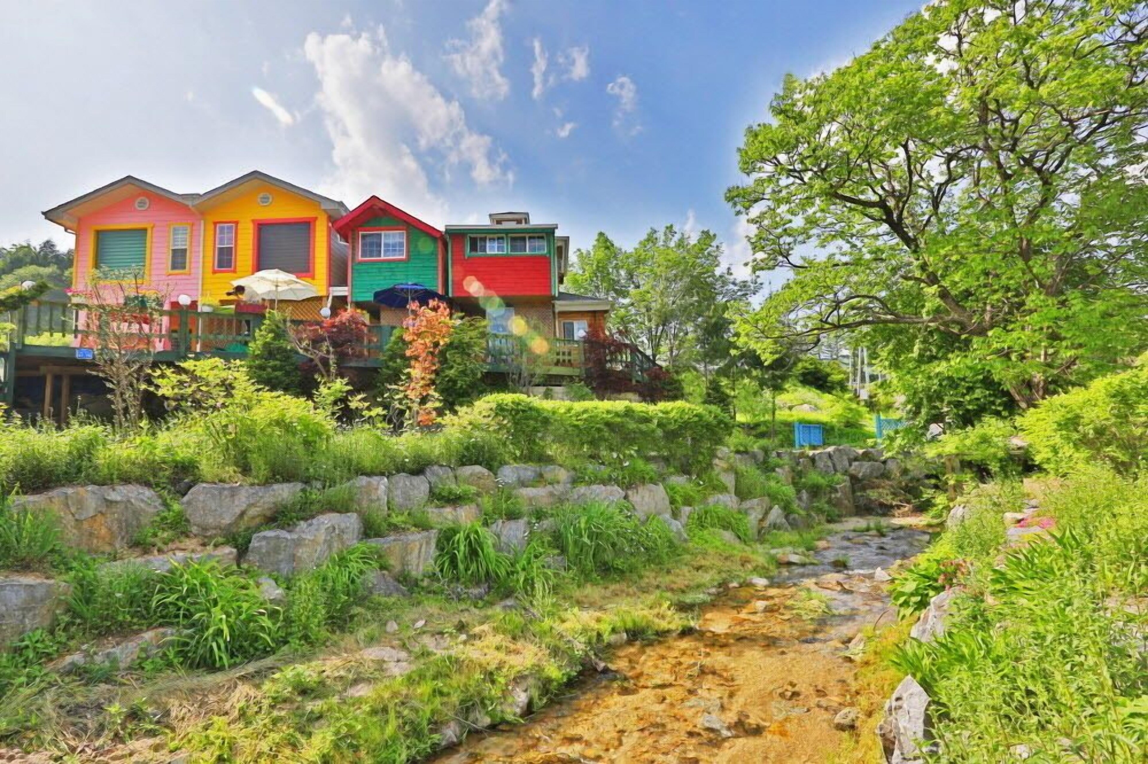 Hamchorom Pension